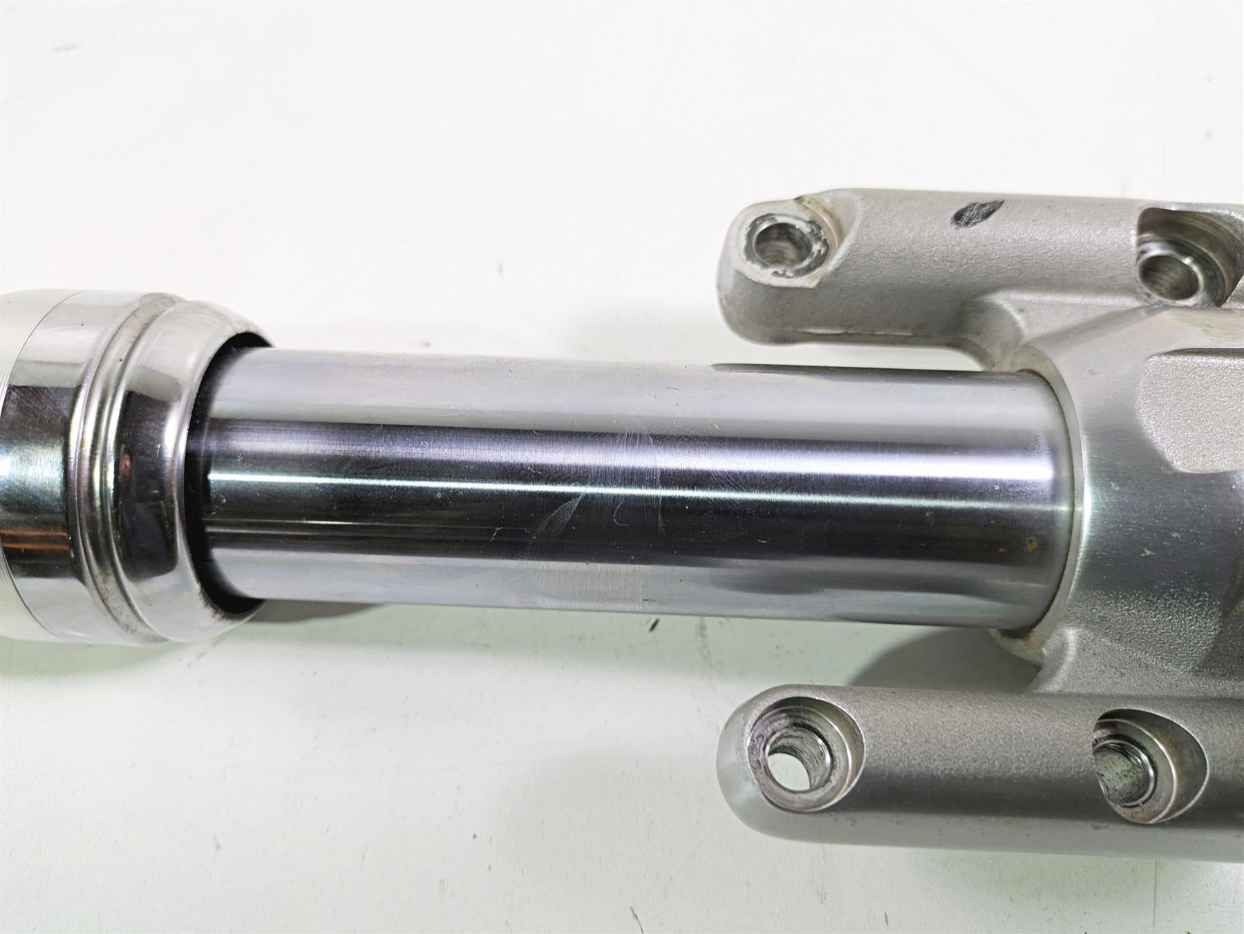 2013 Harley VRSCF Muscle Rod Showa Straight Left Front Fork Suspension 48700-09 {{ shop.shopifyCountryName }} - Mototech271