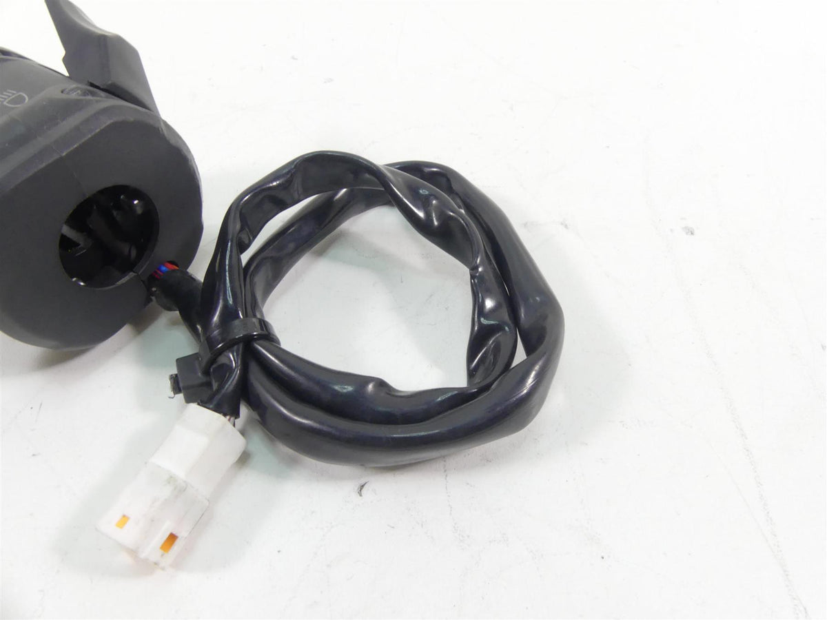 2014 Ducati Hypermotard 821 SP Left Hand Turn Signal Control Switch 65110141A {{ shop.shopifyCountryName }} - Mototech271