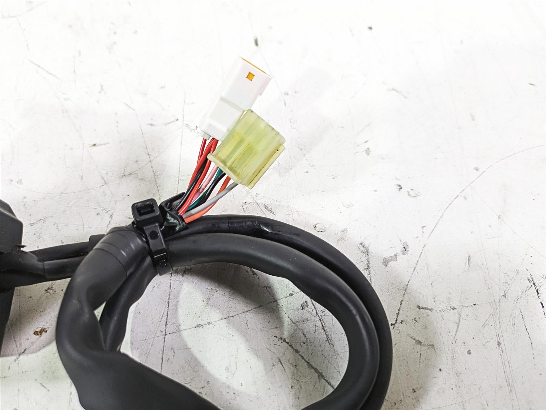 2020 Triumph Street Scrambler 900 Left Hand Control Switch T2042241 {{ shop.shopifyCountryName }} - Mototech271