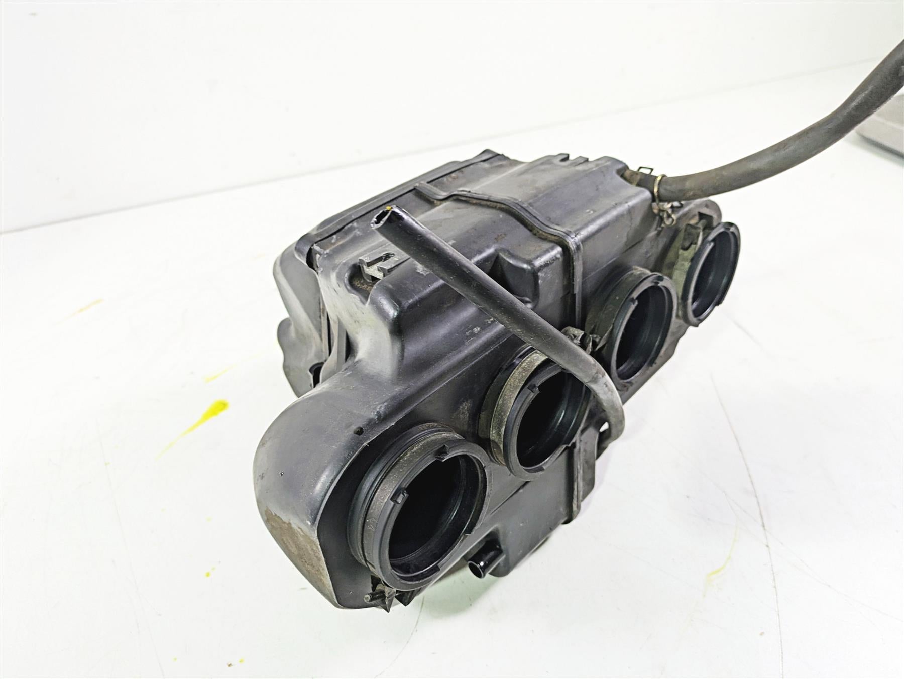 2003 Suzuki GSF1200 Bandit Air Filter Breather Cleaner Box 13700-32F00 {{ shop.shopifyCountryName }} - Mototech271