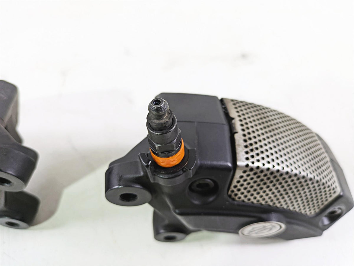2010 Harley Touring FLHX Street Glide Front Brake Caliper Set 43027-08 44023-08 {{ shop.shopifyCountryName }} - Mototech271