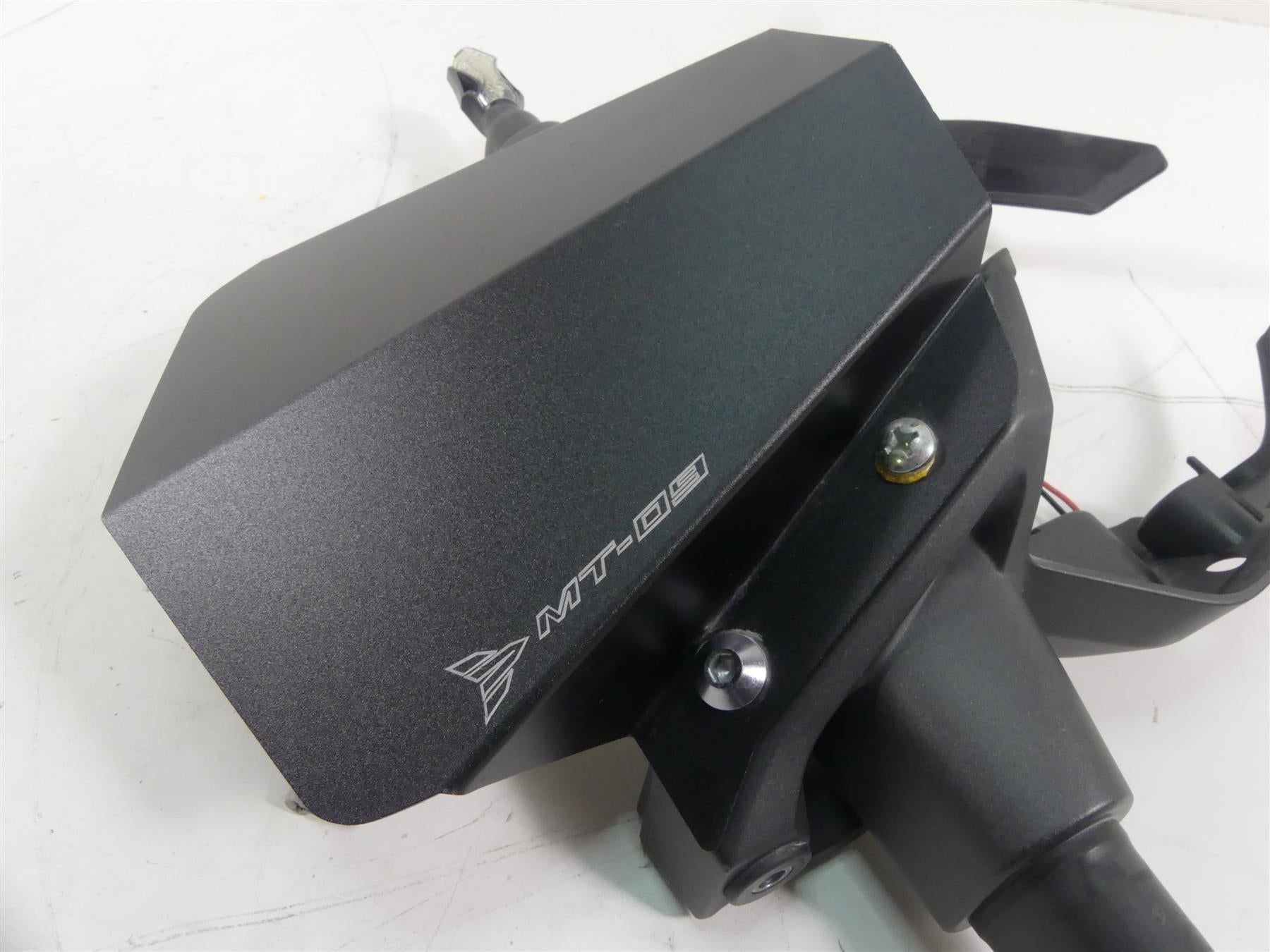 2015 Yamaha MT09 FZ09 Front Stay Headlight Holder Visor 1RC-2832V-00-00 {{ shop.shopifyCountryName }} - Mototech271