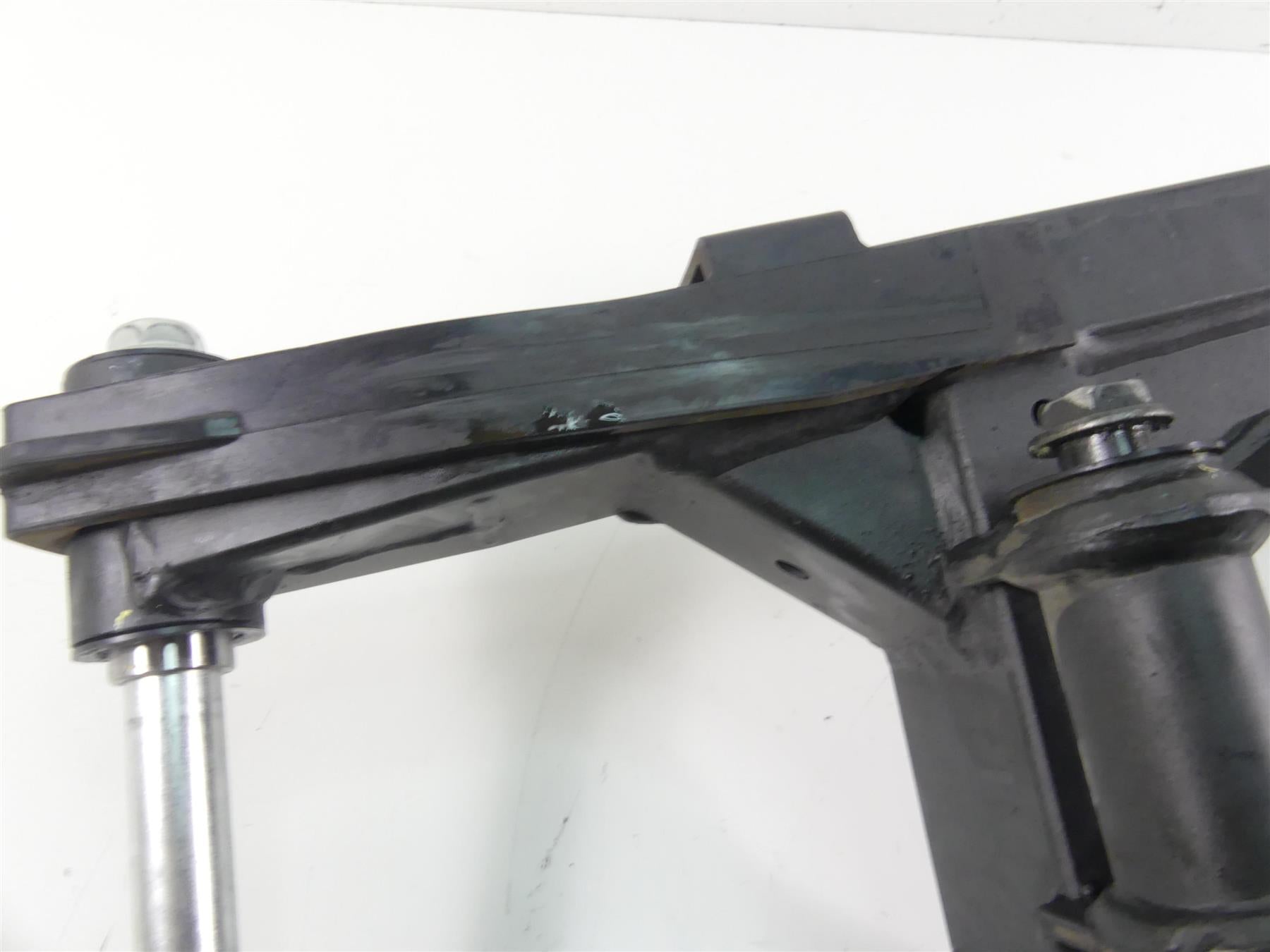 2022 Kawasaki KLR650 KL650 Adv Rear Suspension Swingarm Swing Arm 33001-0733-18R {{ shop.shopifyCountryName }} - Mototech271