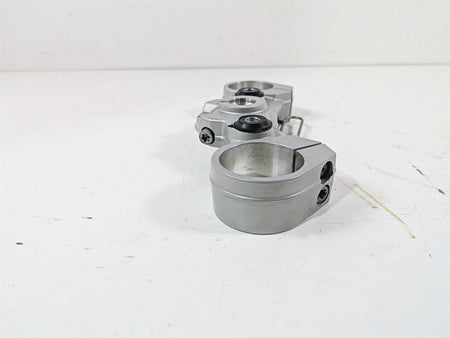 2017 BMW F800GS Adv K75 Upper Triple Tree Steering Clamp 31427715420 {{ shop.shopifyCountryName }} - Mototech271