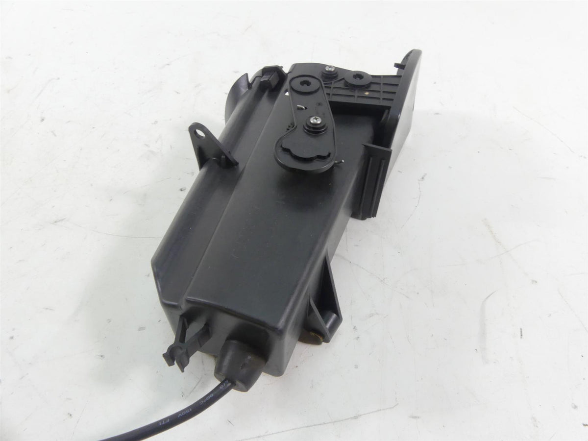 2014 Harley Touring FLHX Street Glide Front Media Compartment Box -Read 76000117 {{ shop.shopifyCountryName }} - Mototech271