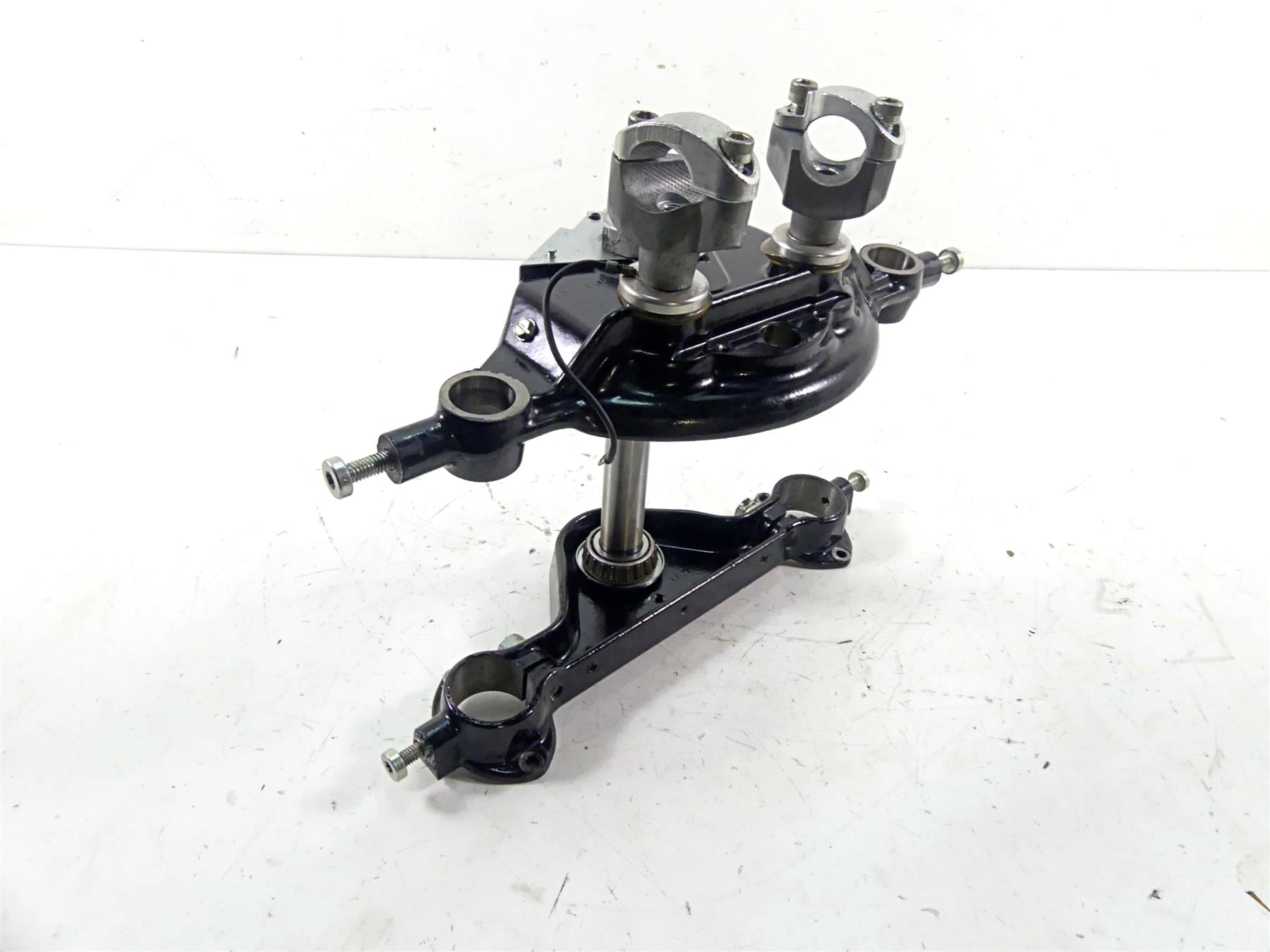2002 Harley Touring FLHTC Electra Glide 41mm Upper Lower Triple Tree 45446-87A {{ shop.shopifyCountryName }} - Mototech271