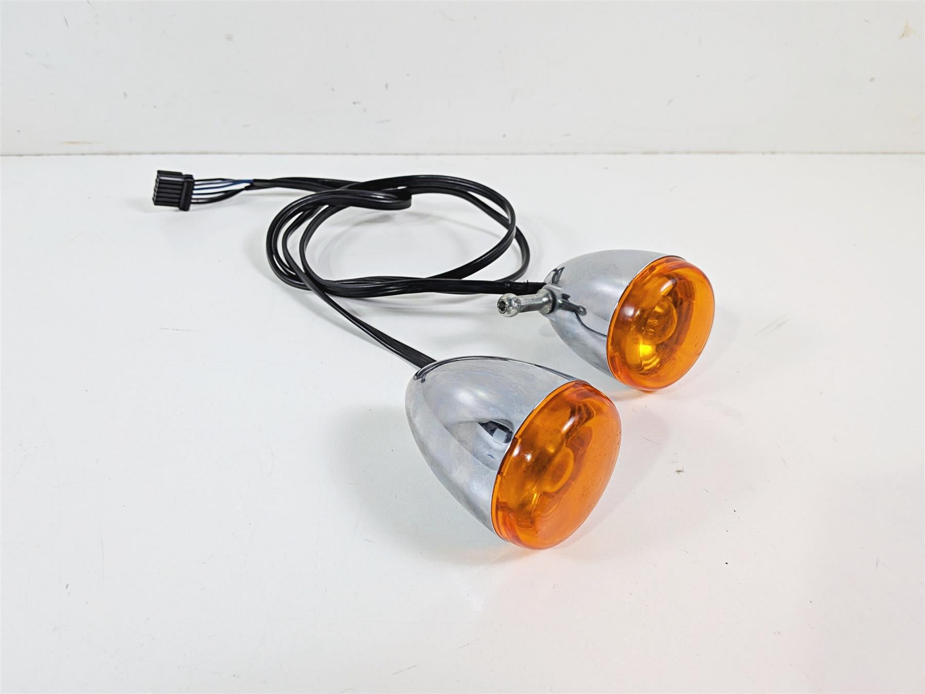 2006 Harley Sportster XL883 Low Front Turn Signal Blinker Set Chrome 68972-00 {{ shop.shopifyCountryName }} - Mototech271