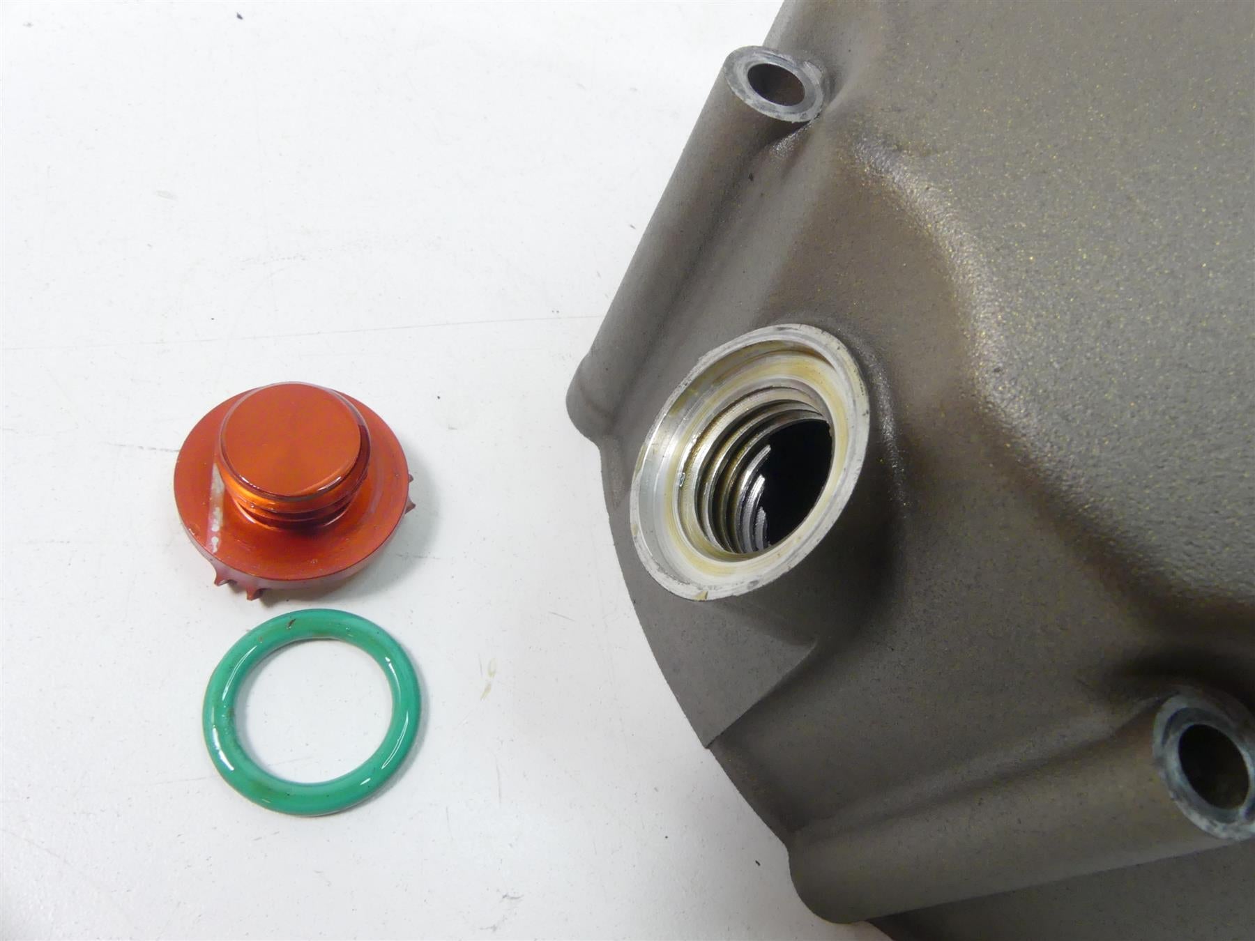 2015 Ducati Monster 1200 S Right Engine Side Clutch Cover 24321331B {{ shop.shopifyCountryName }} - Mototech271