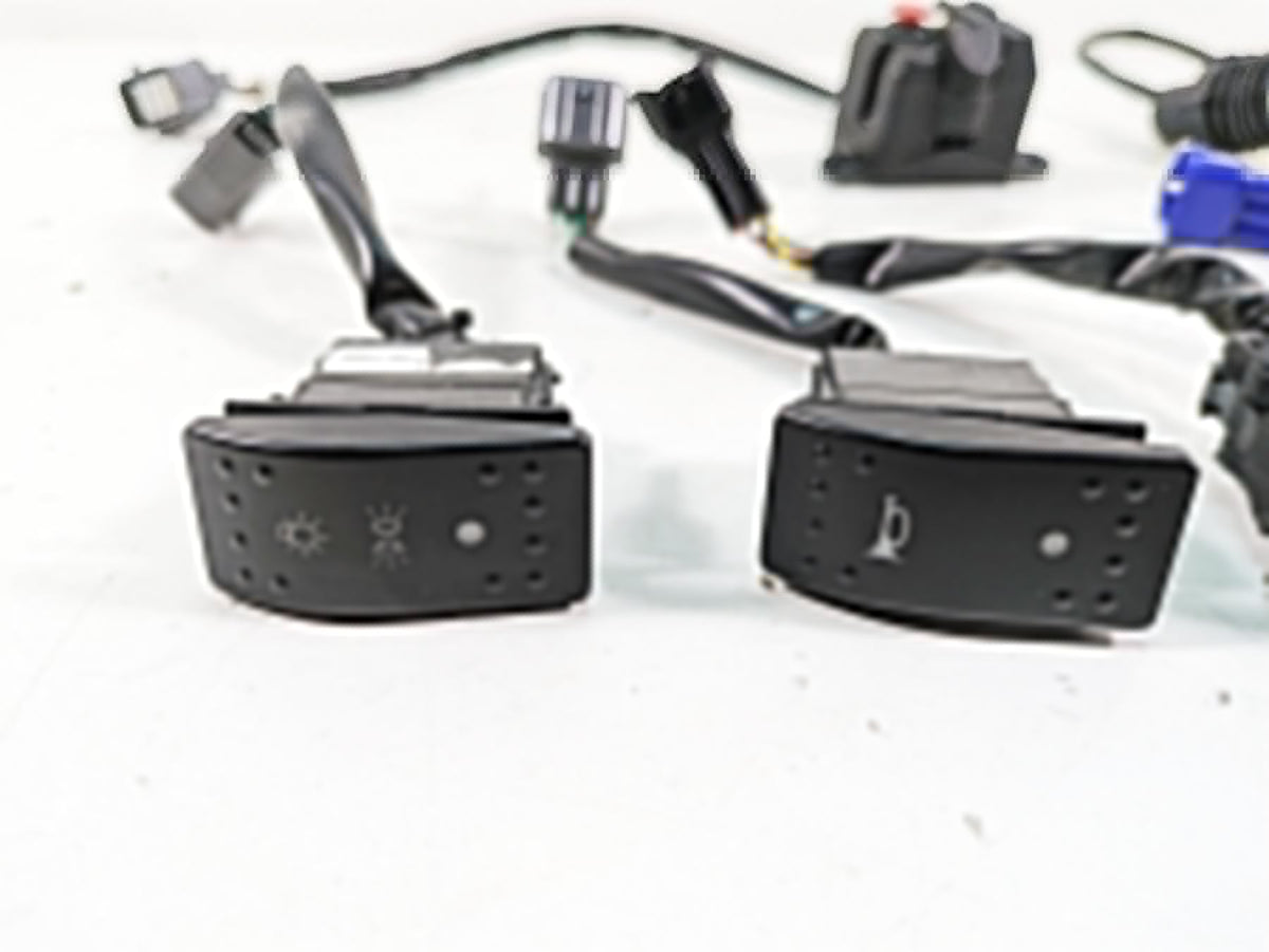 2021 CFMoto Zforce 500 Trail All Light Awd 4Wd Switch Set L 7000-151100-10000 {{ shop.shopifyCountryName }} - Mototech271