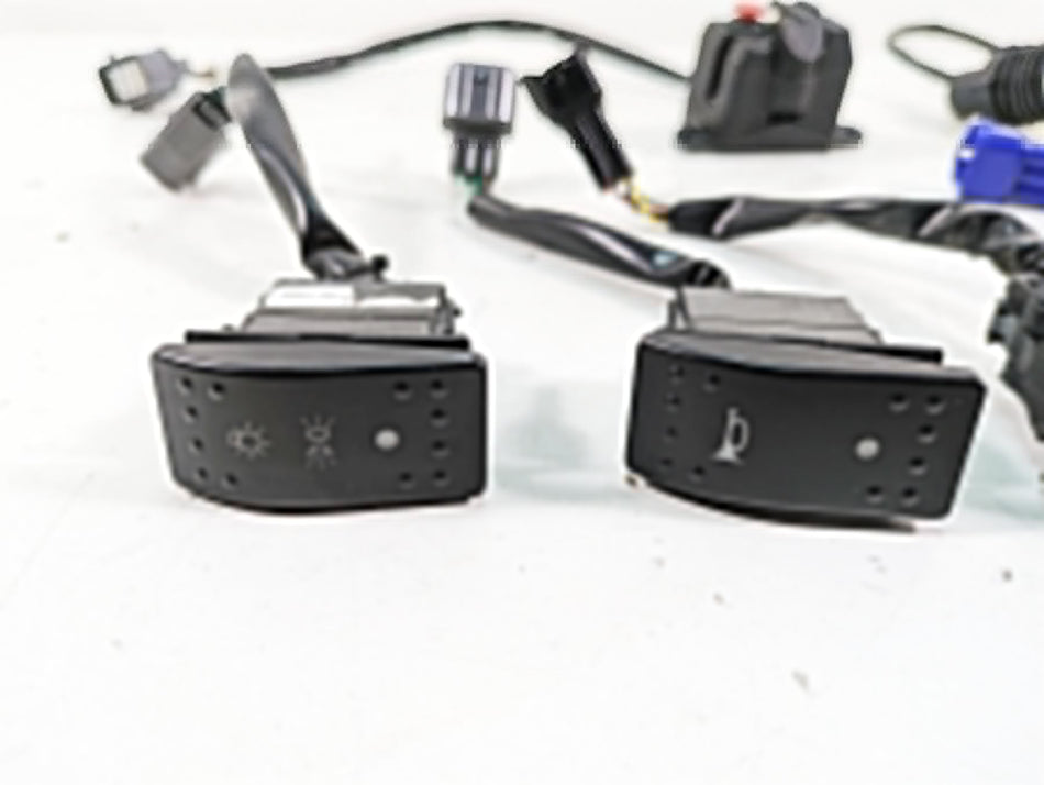 2021 CFMoto Zforce 500 Trail All Light Awd 4Wd Switch Set L 7000-151100-10000 {{ shop.shopifyCountryName }} - Mototech271