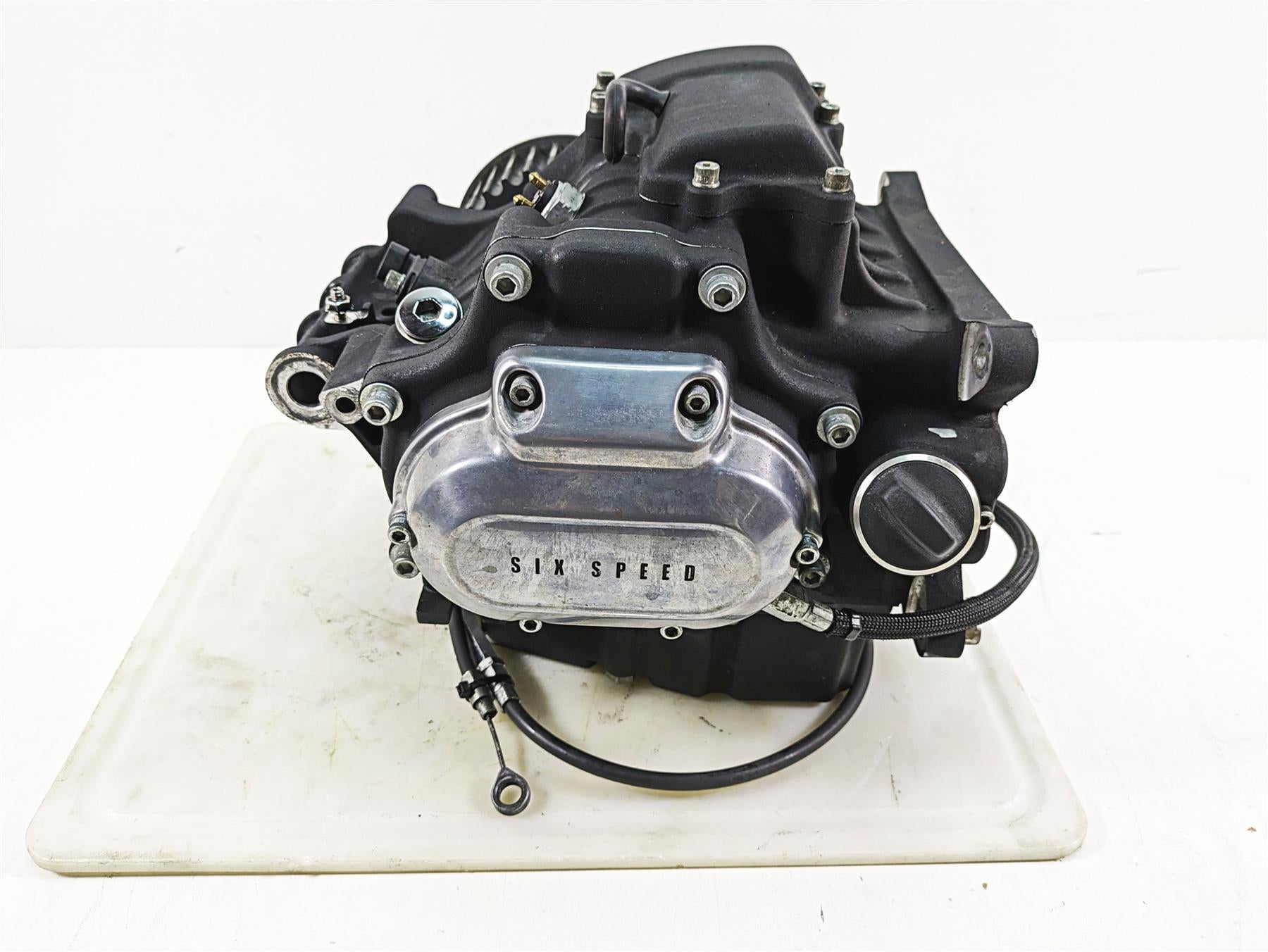2012 Harley FLD Dyna Switchback 6-Speed Transmission Gear Box 33083-10A {{ shop.shopifyCountryName }} - Mototech271