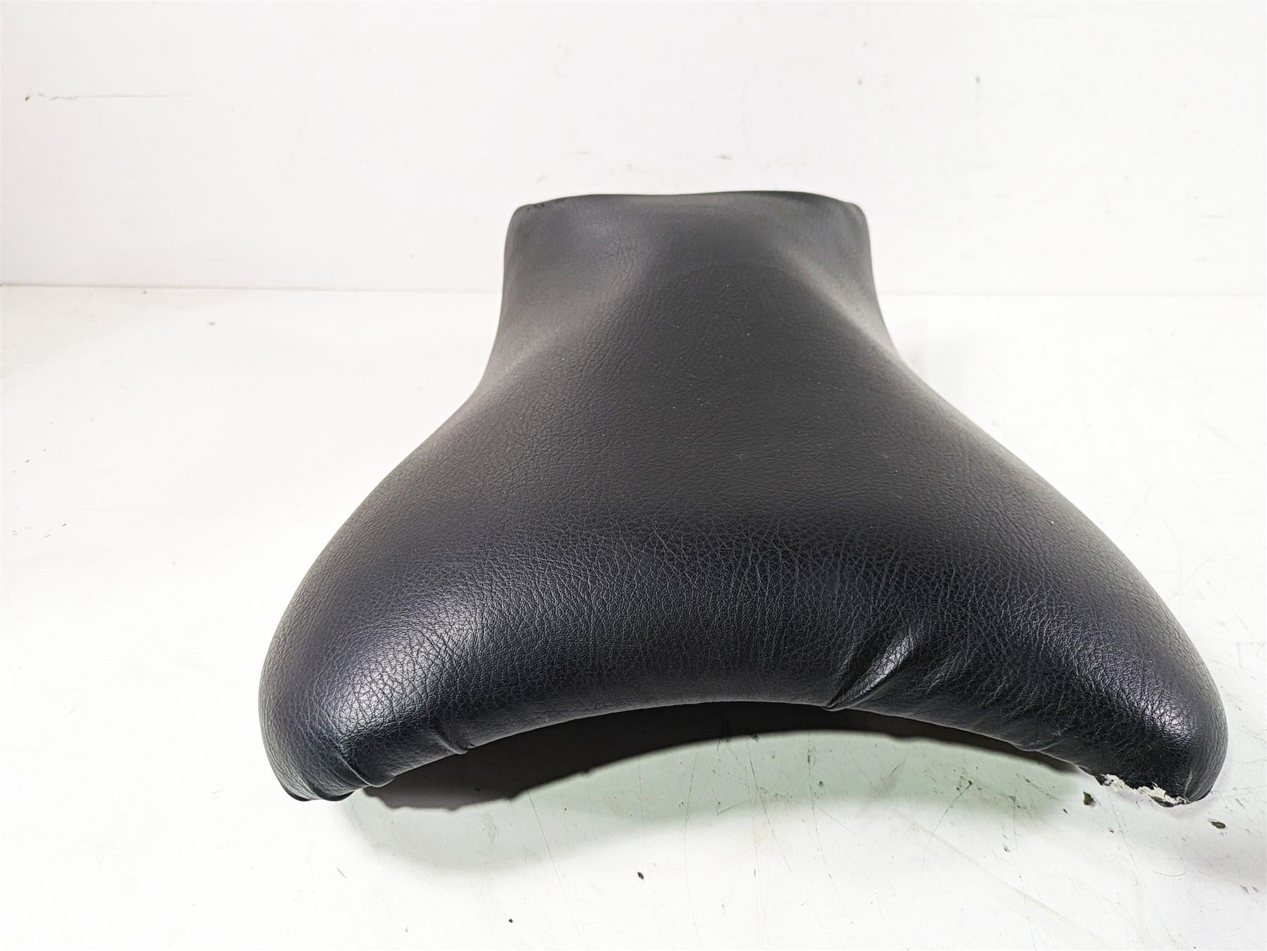 2018 Suzuki GSX1300 R Hayabusa Front Rider Seat Saddle -Read 45100-15H02-EJY {{ shop.shopifyCountryName }} - Mototech271