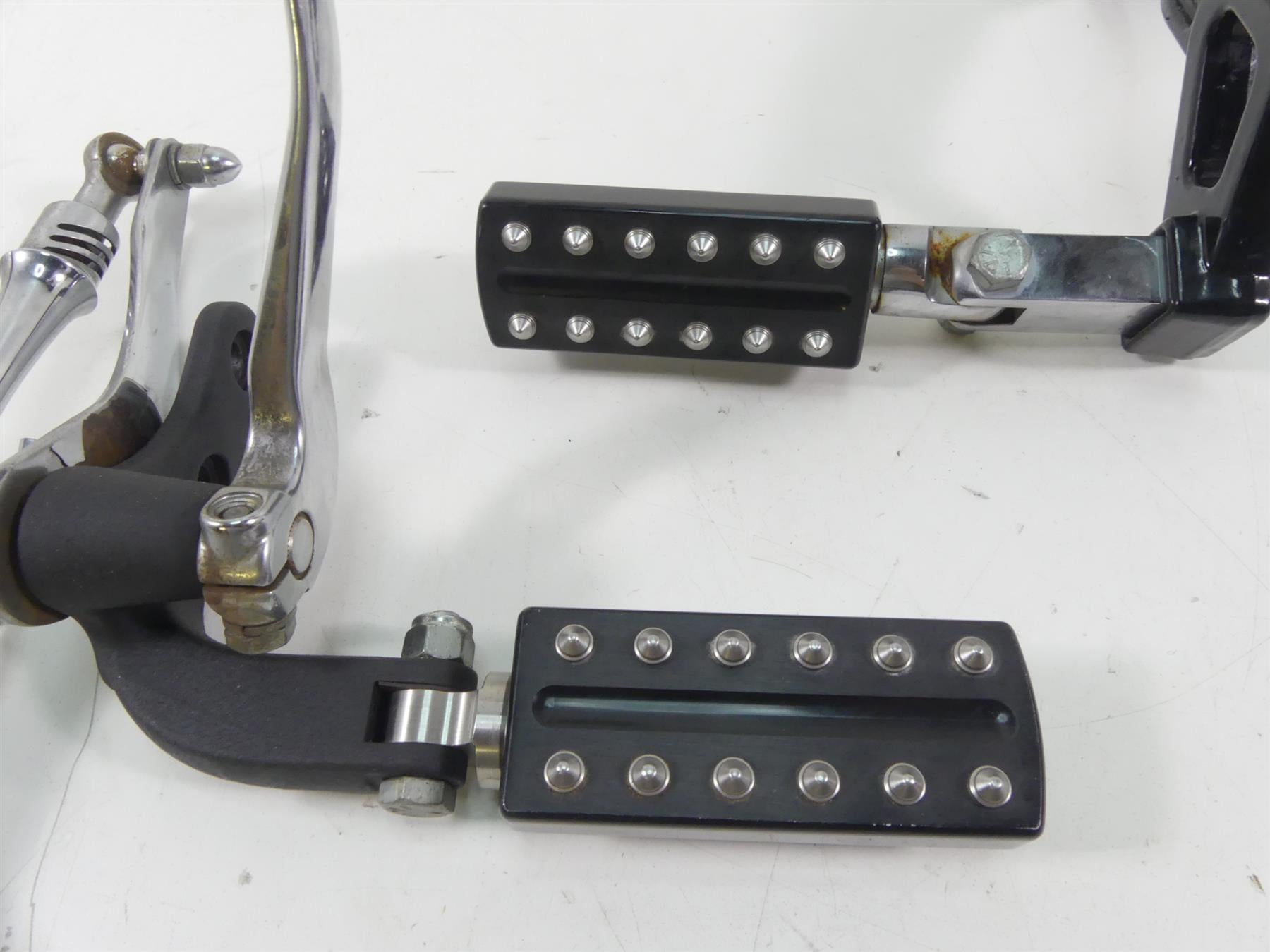 2005 Harley FXDWGI Dyna Wide Glide JB Kuryakyn Forward Foot Peg Set J-180-4693 {{ shop.shopifyCountryName }} - Mototech271