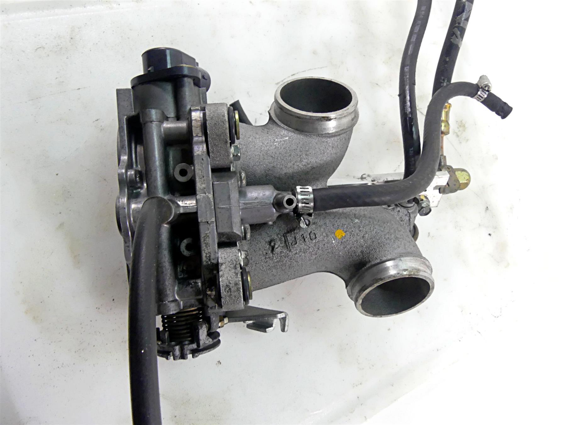 2002 Honda VTX1800 R Keihin Throttle Body Bodies Fuel Injectors 16400-MCH-003 {{ shop.shopifyCountryName }} - Mototech271