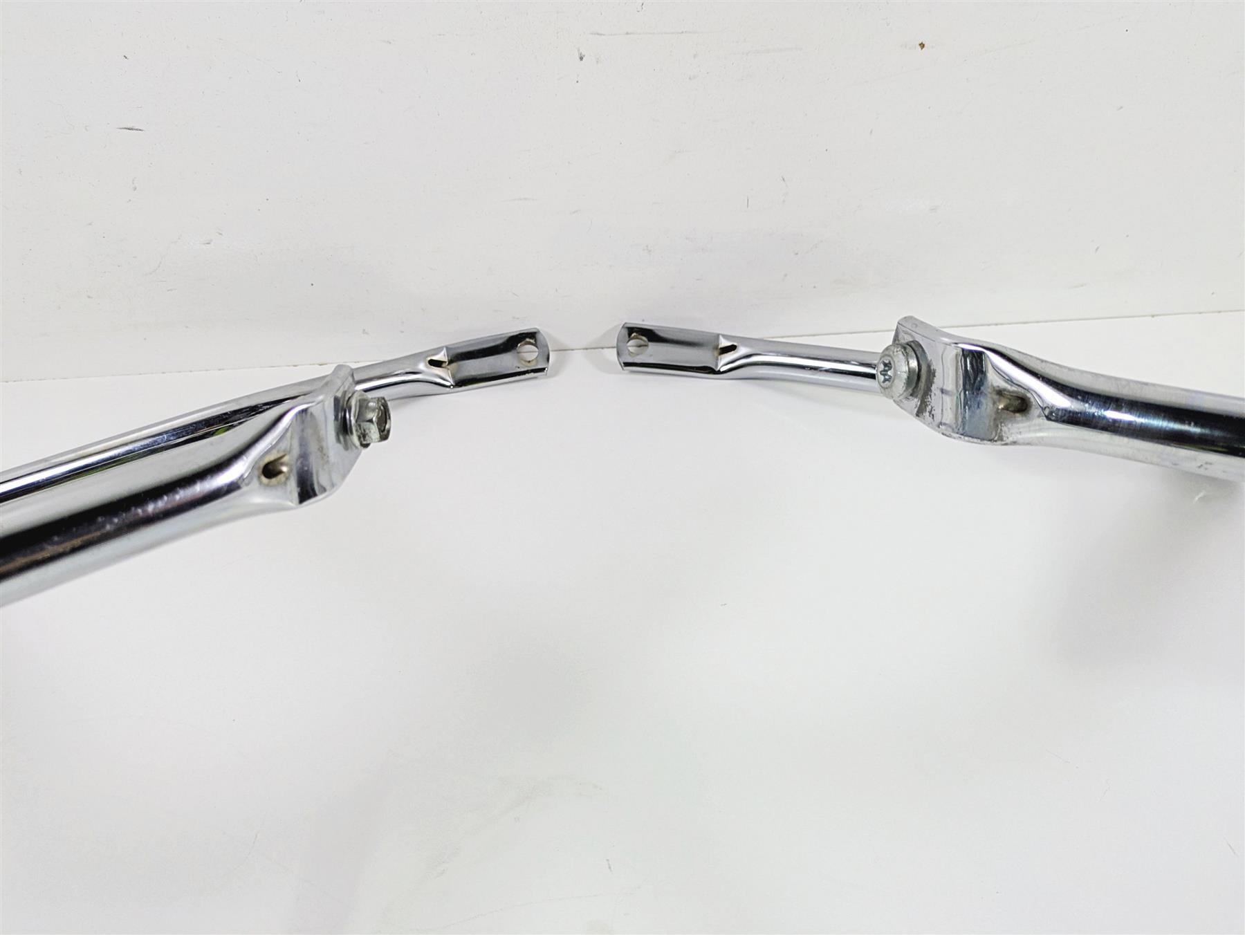 2016 Harley Touring FLHR Road King Saddlebag Rail Guard Set 90200506 90200507 {{ shop.shopifyCountryName }} - Mototech271