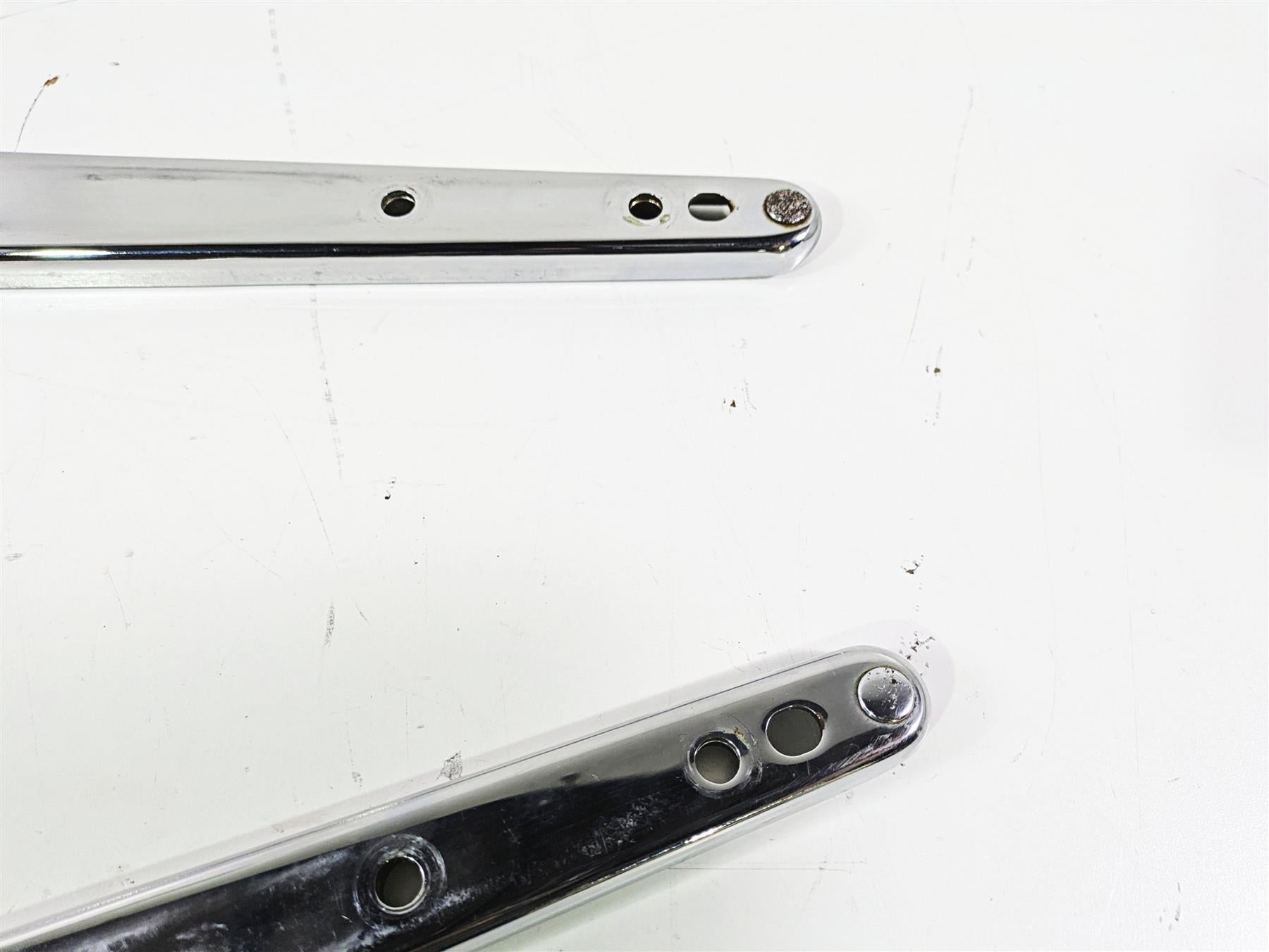2004 Harley FLSTCI Softail Heritage Rear Fender Chrome Braces 59955-03 59954-03 {{ shop.shopifyCountryName }} - Mototech271
