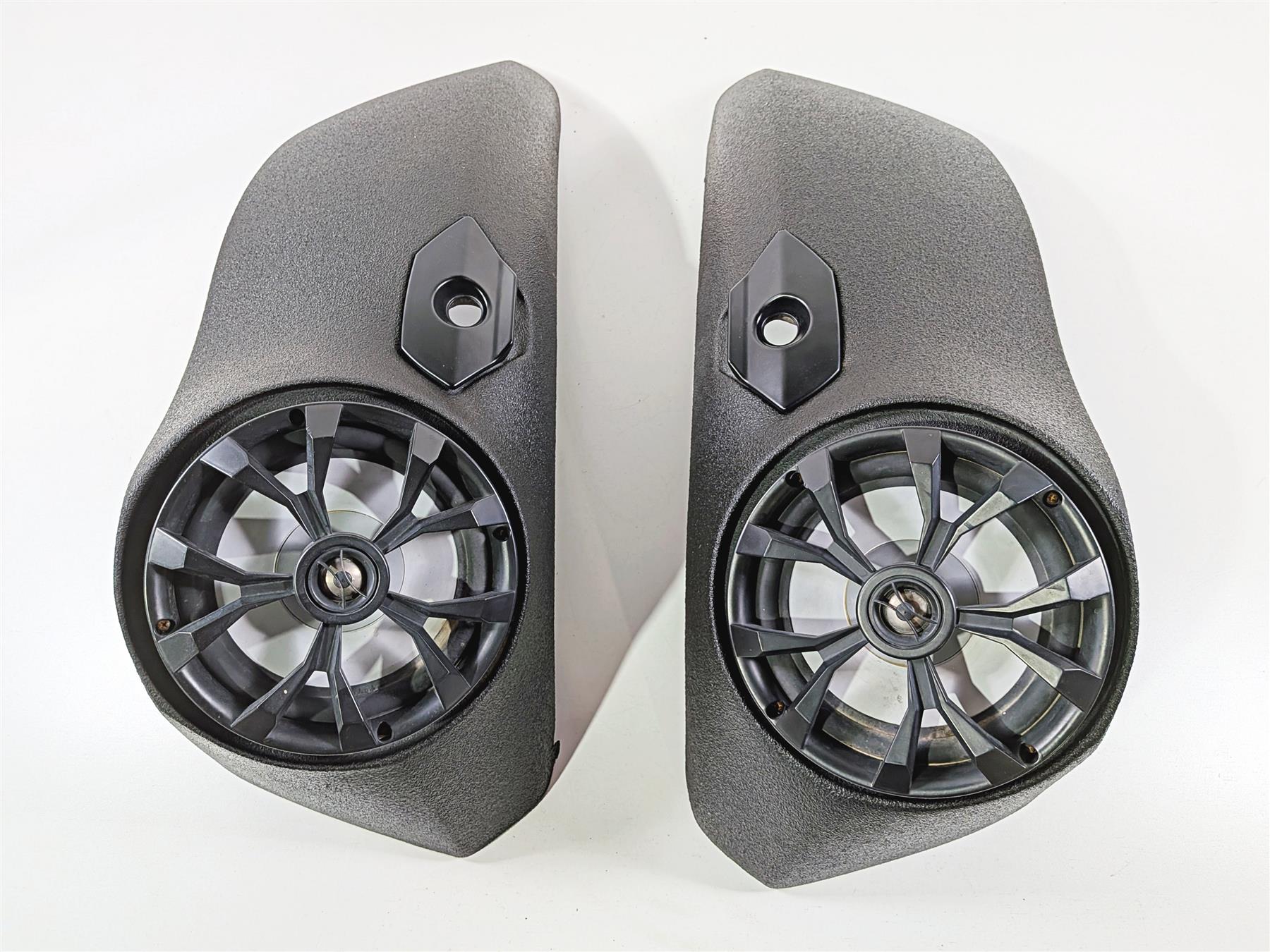 2016 Victory Cross Country Wrinkle Black Saddlebag Lid & Speaker Set {{ shop.shopifyCountryName }} - Mototech271