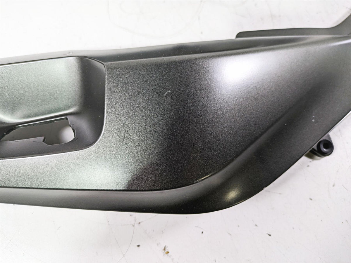 2014 BMW R1200 RT RTW K52 Tail Side Cover Fairing Set - Read 46638533567 {{ shop.shopifyCountryName }} - Mototech271
