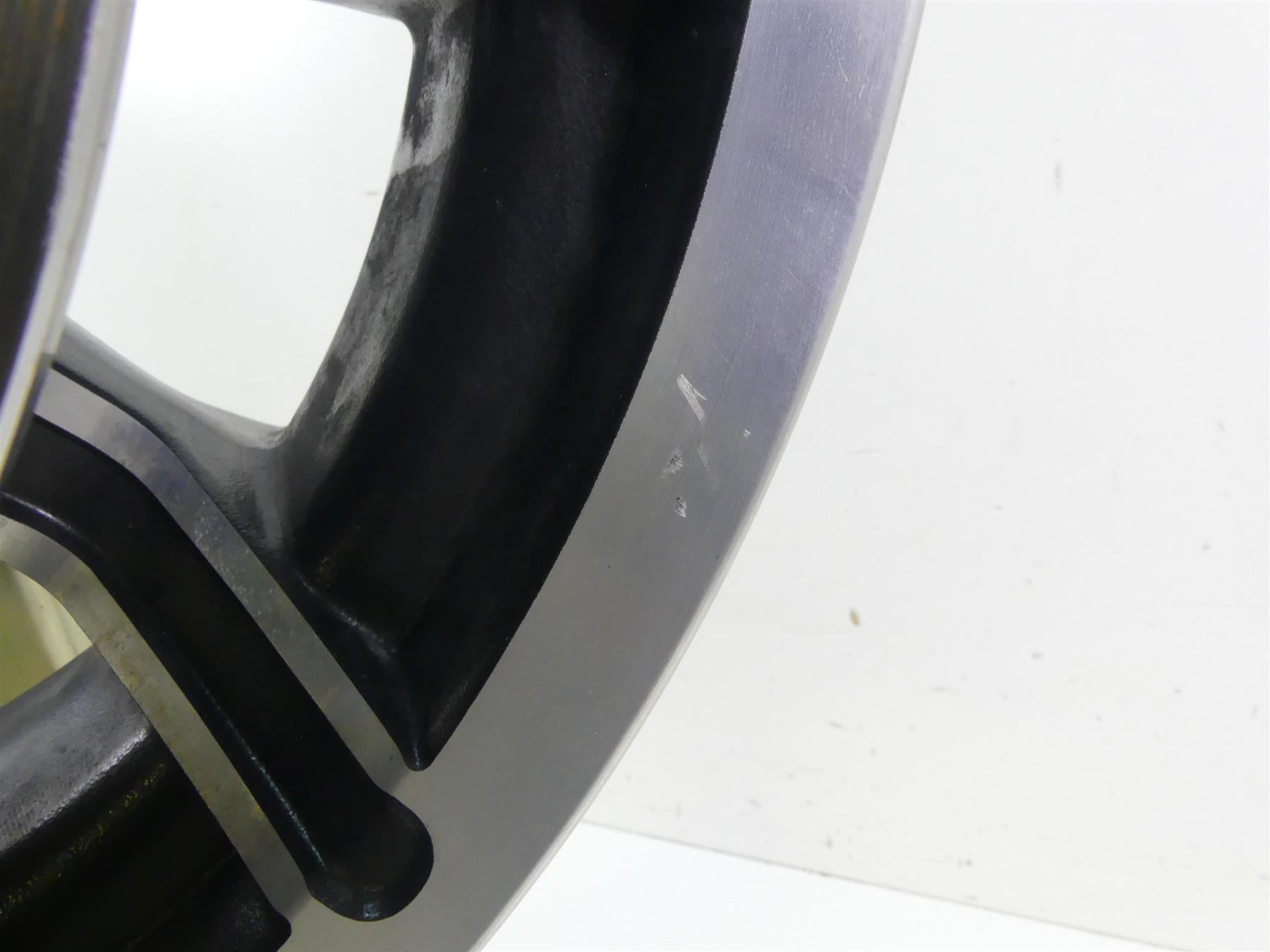 2016 Harley Touring FLHR Road King Straight Rear 16x5 Impeller Wheel 40900026 {{ shop.shopifyCountryName }} - Mototech271