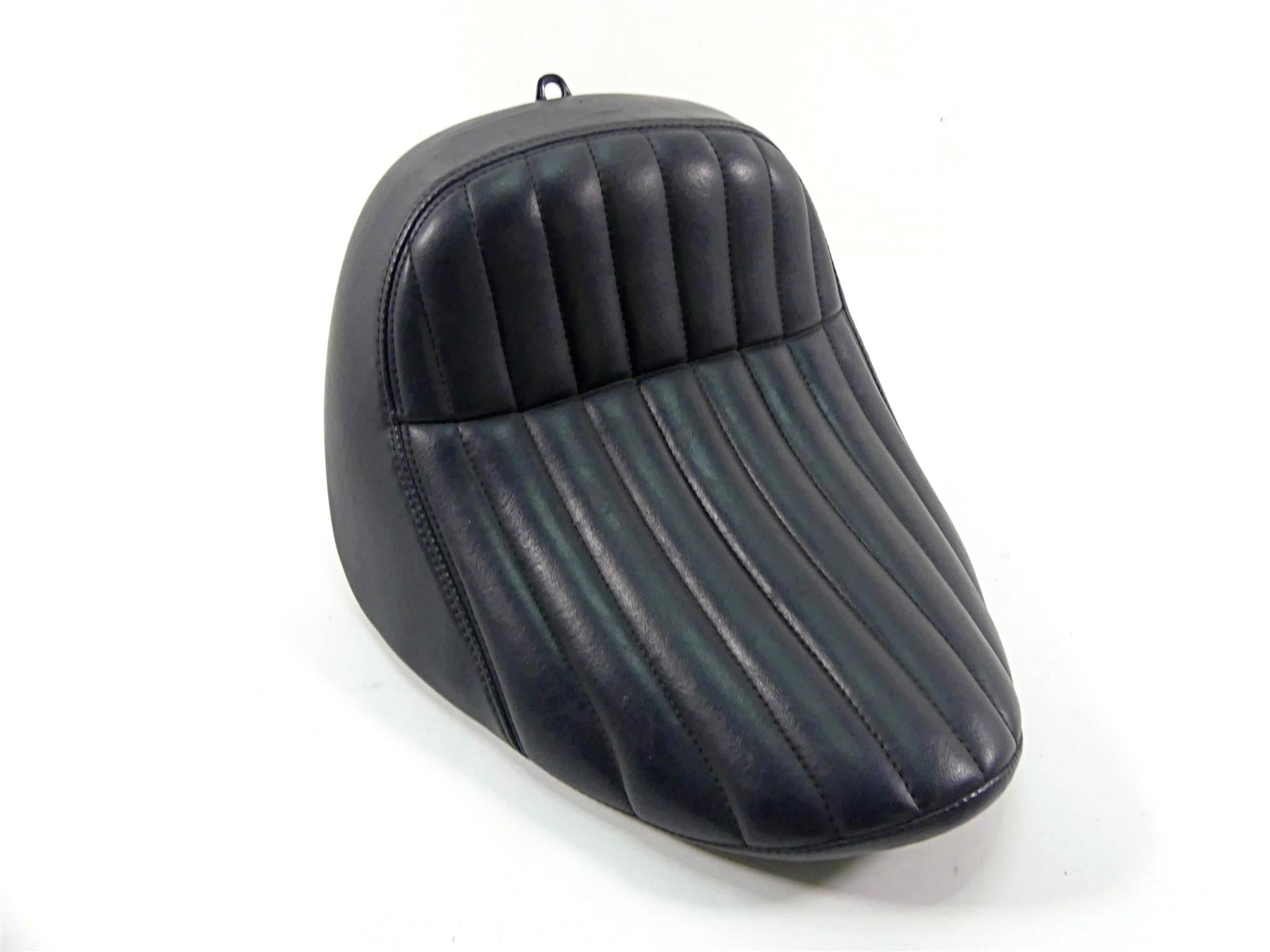2020 Harley Softail FXST Standard Oem Rider Driver Seat Saddle 52000264 {{ shop.shopifyCountryName }} - Mototech271