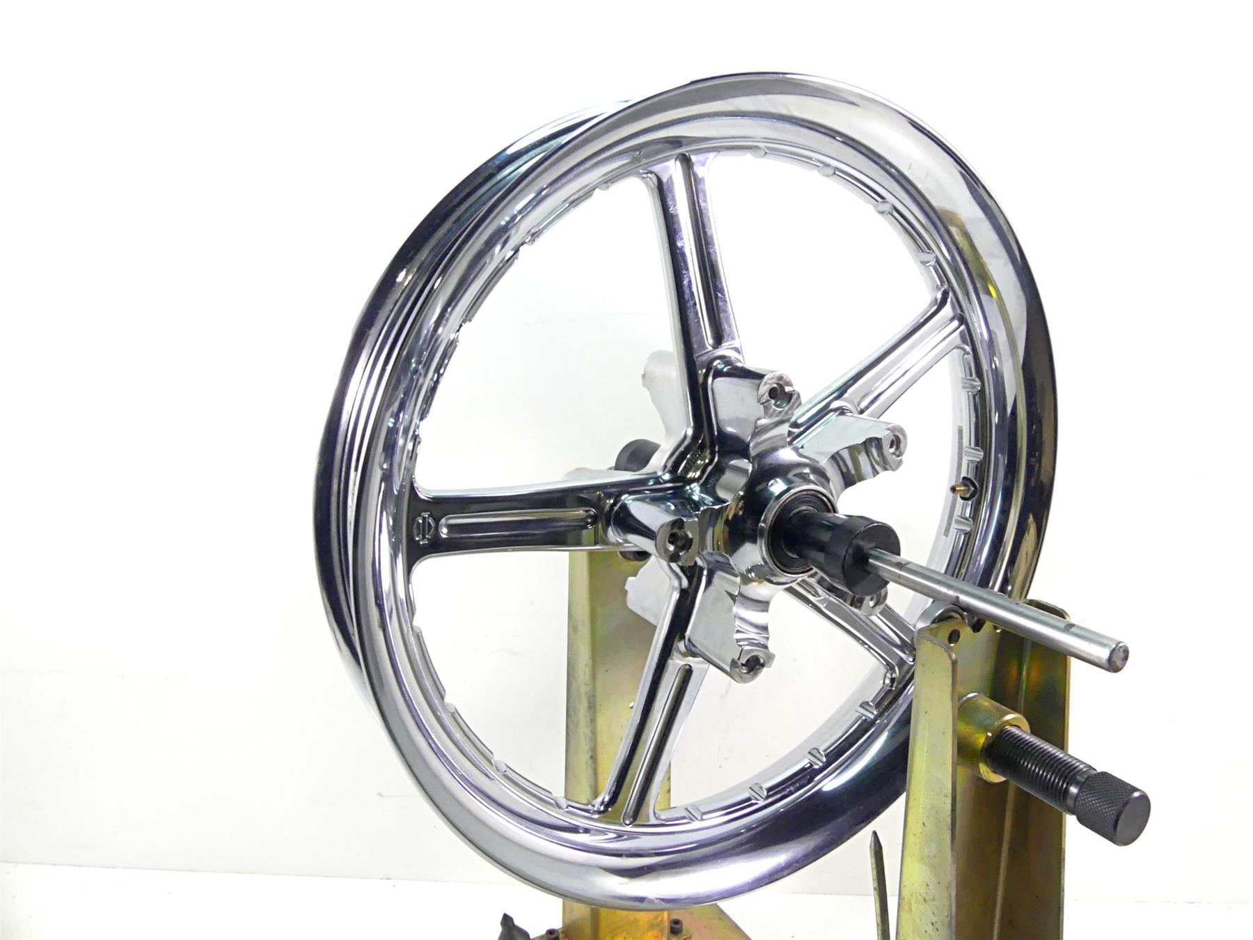 2005 Harley VRSCSE CVO V-Rod Nice Reactor Custom Front Wheel Rim