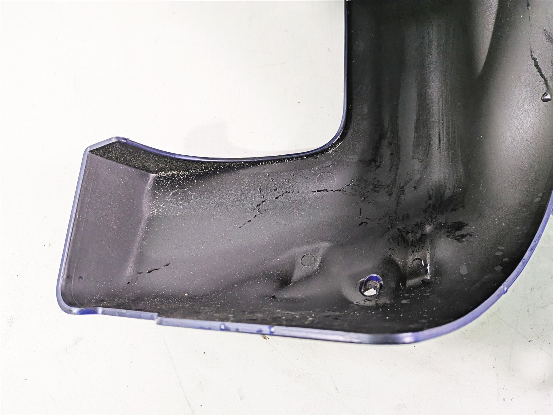2011 Harley Touring FLHTCUSE CVO E-Glide Lower Leg Fairing Set 57100091 57100092 {{ shop.shopifyCountryName }} - Mototech271
