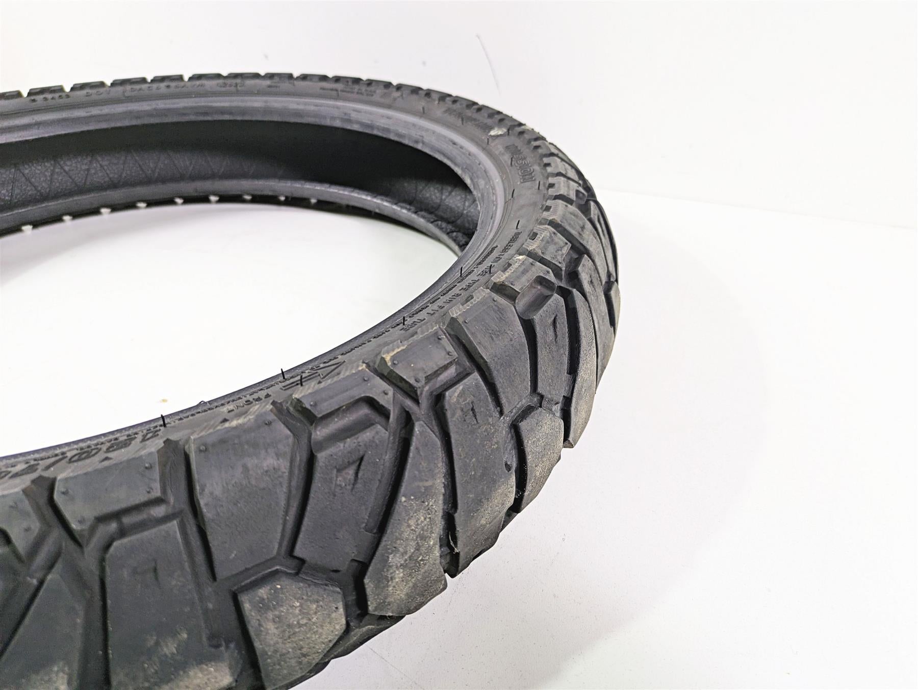Used Front Motorcycle Tire Dunlop Trailmax Mission 120/70B19 60T 637148 {{ shop.shopifyCountryName }} - Mototech271