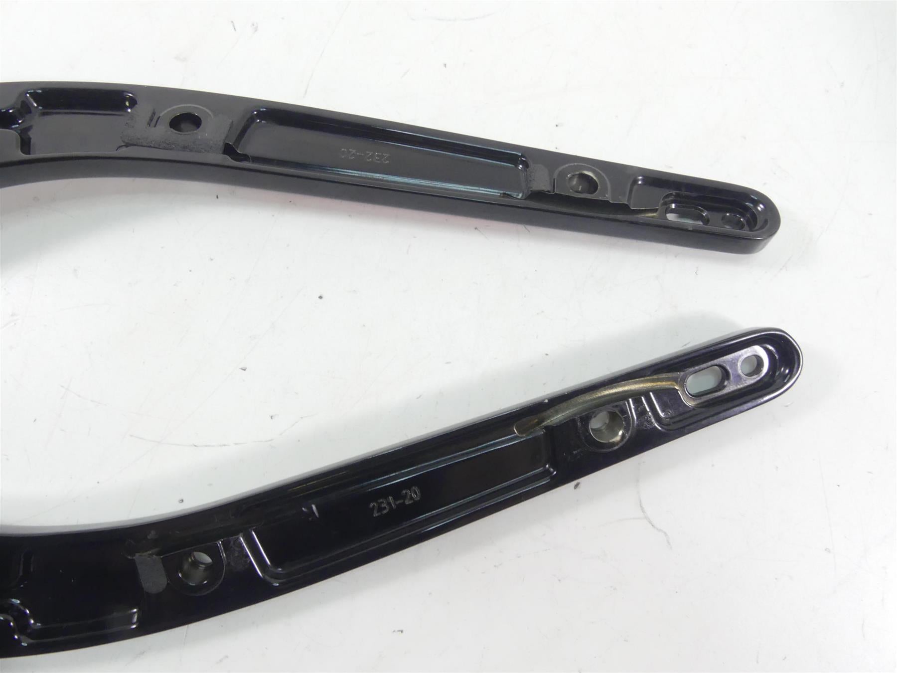 2021 Harley Softail FXBBS 114 Street Bob Rear Fender Braces Struts Set 59500423 {{ shop.shopifyCountryName }} - Mototech271