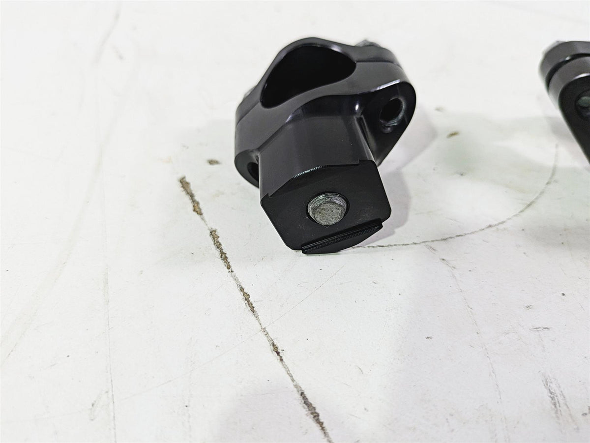 2022 KTM 1290 Super Adventure S Handlebar Riser Holder Set 00050000927 {{ shop.shopifyCountryName }} - Mototech271