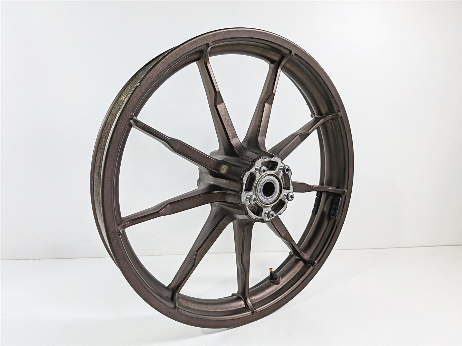 2022 Harley Softail FXLRST Low Rider Front Rim Wheel 9 Spoke 19x2.5 43300740 {{ shop.shopifyCountryName }} - Mototech271
