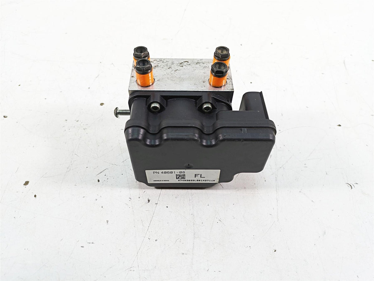 2008 Harley FLHTCU Electra Glide Abs Brake Pump Unit Module 40688-08 40601-08 {{ shop.shopifyCountryName }} - Mototech271