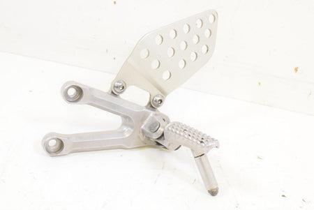 05 Honda CBR1000RR CBR1000 RR Left Rider Footpeg Foot Peg Rest 50700-MEL-000 {{ shop.shopifyCountryName }} - Mototech271