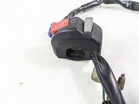 2005 Yamaha YZFR1 YZF R1 Right Hand Control Switch Start Kill Stop 5PW-83975-00 {{ shop.shopifyCountryName }} - Mototech271