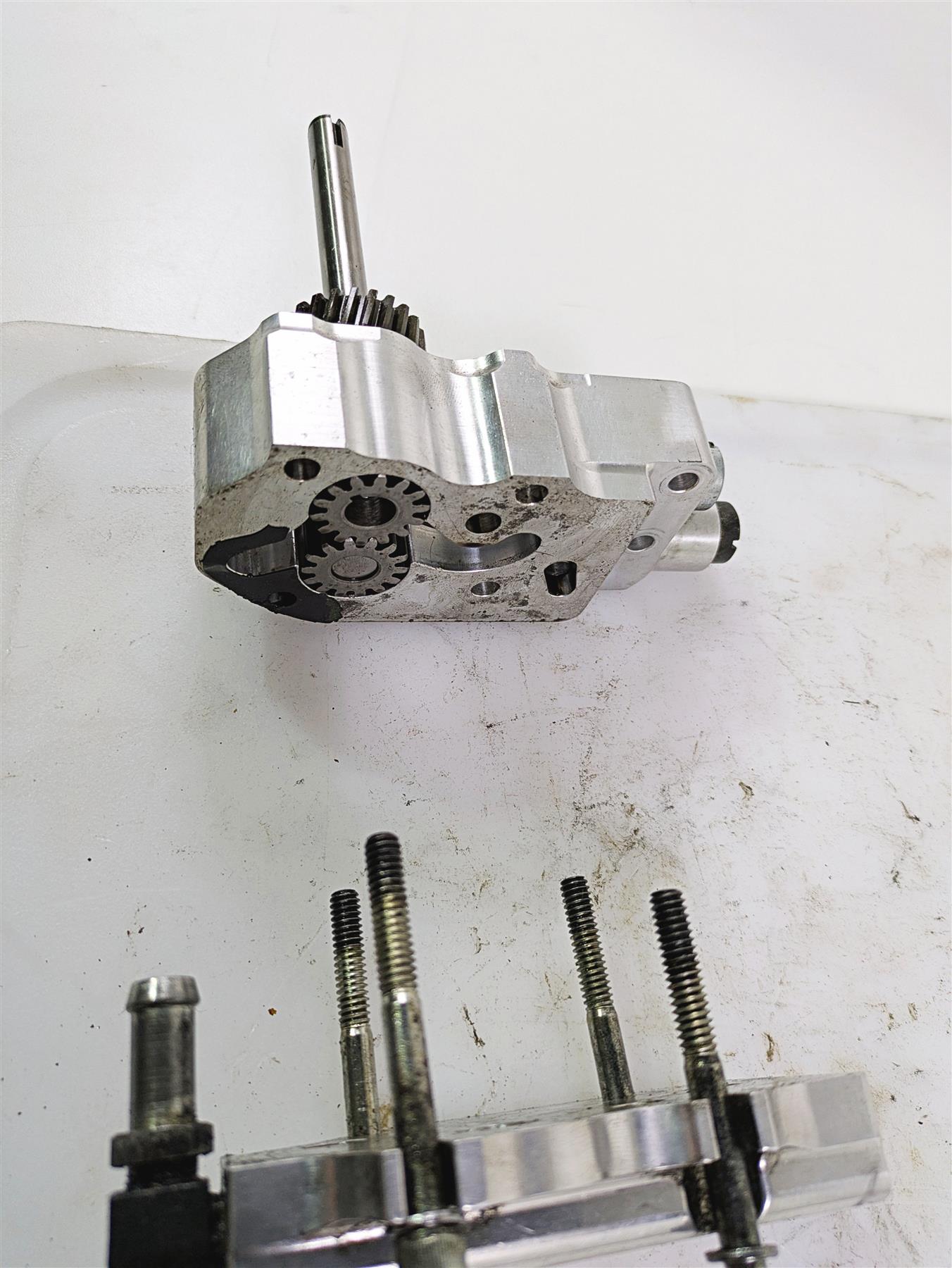 2002 Indian Spirit Deluxe S&S Oil Pump 03-526 03-554 03-555 03-526 03-534 03-537 {{ shop.shopifyCountryName }} - Mototech271