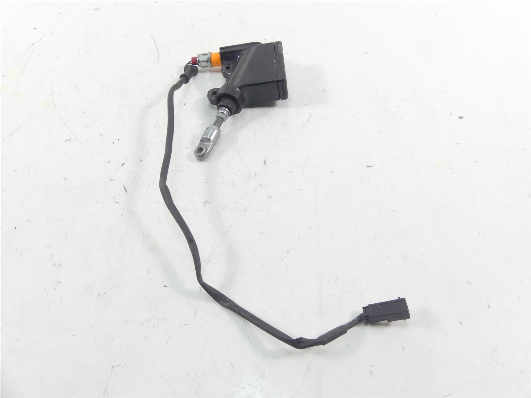 2016 Indian Scout Sixty Rear Brake Master Cylinder 1911996 1913925 {{ shop.shopifyCountryName }} - Mototech271
