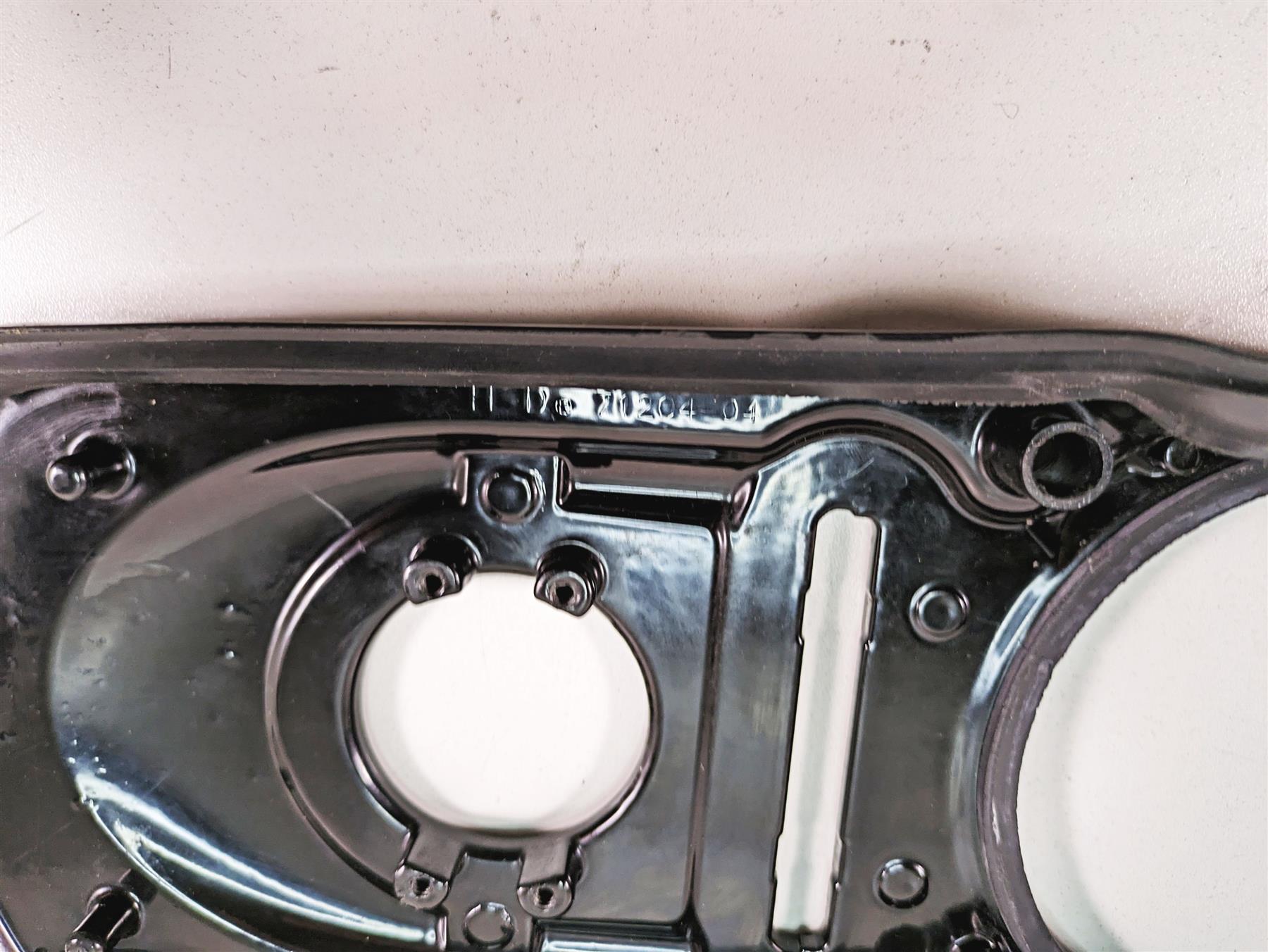 2009 Harley FXDF Dyna Fat Bob Fuel Gas Tank Dash Cover Console 71211-04A {{ shop.shopifyCountryName }} - Mototech271