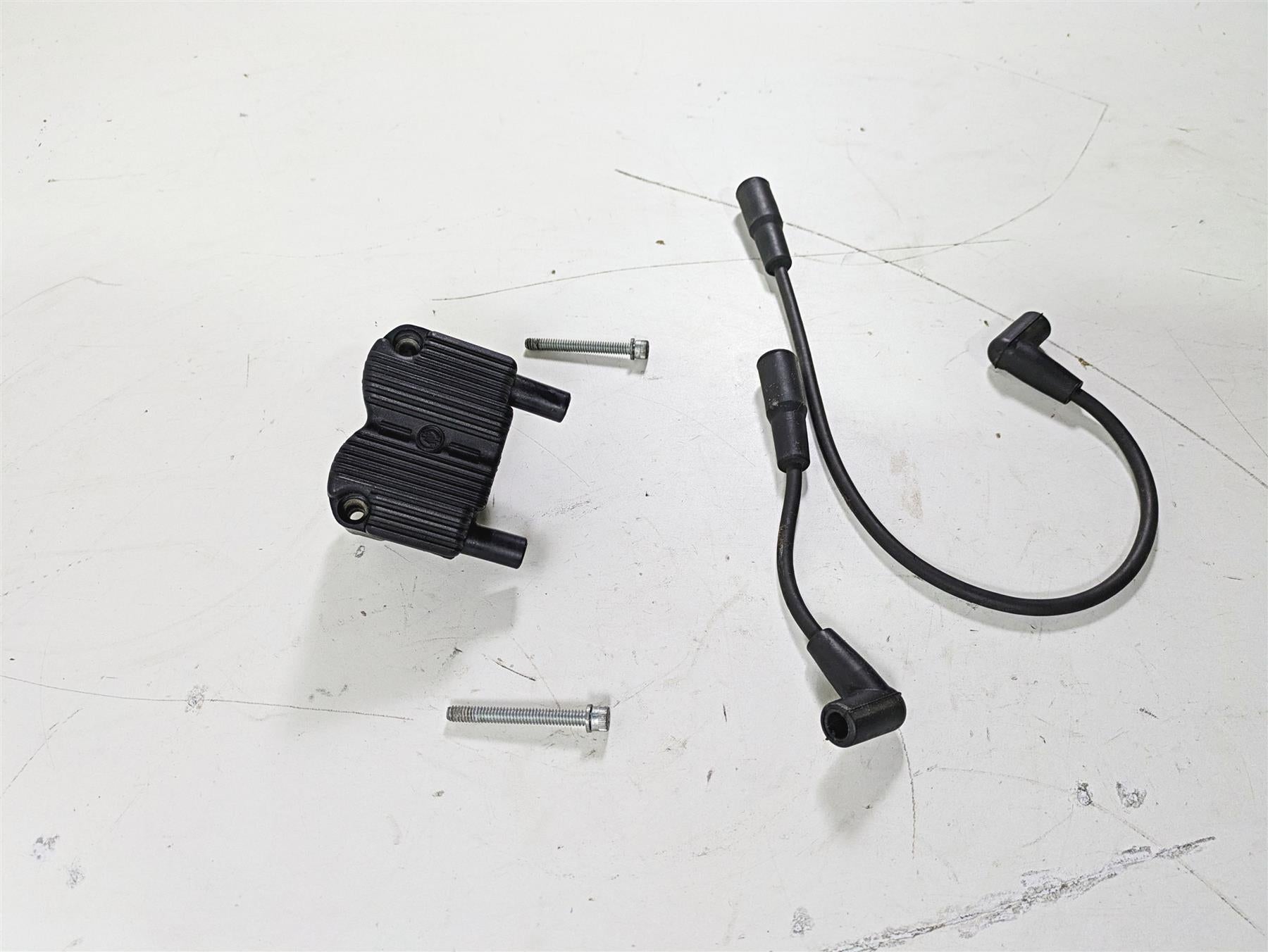 2017 Harley FLS Softail Slim Ignition Coil + Wiring & Plugs Set 31743-01 {{ shop.shopifyCountryName }} - Mototech271