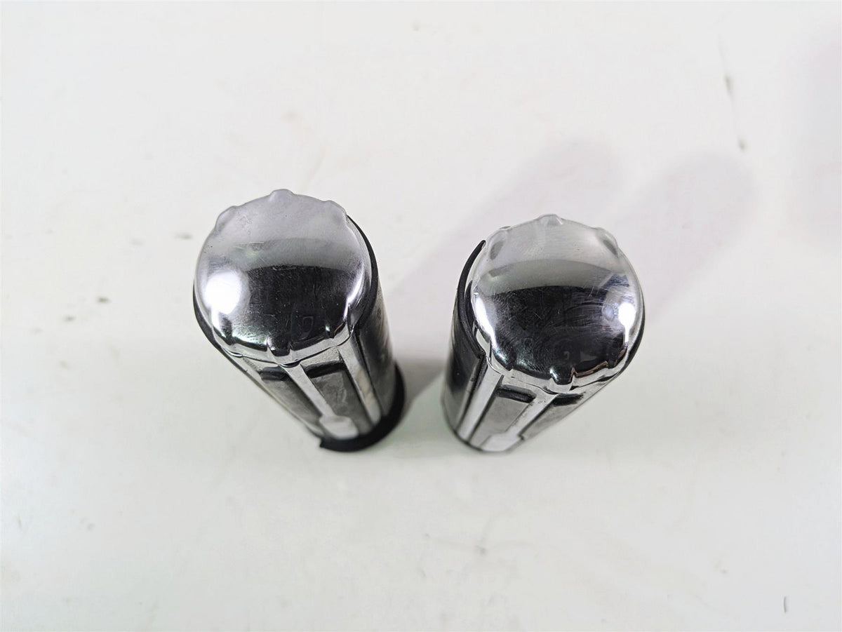 2010 Harley Touring FLHXSE CVO Street Glide Left Right Throttle Grips 55936-09 {{ shop.shopifyCountryName }} - Mototech271