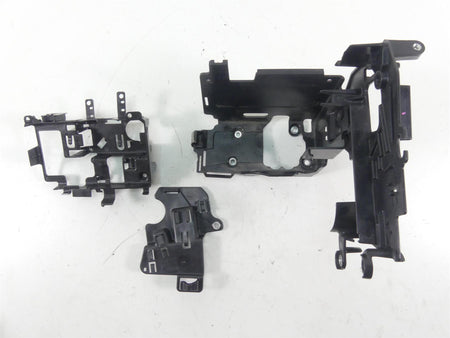 2021 Harley Softail FXBBS Street Bob Electrical Carrier Plastic Set 69201632 {{ shop.shopifyCountryName }} - Mototech271