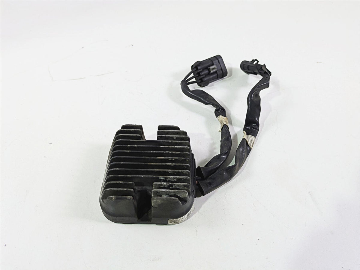 2018 Indian Springfield Dark Horse Rectifier Voltage Regulator 4014300 {{ shop.shopifyCountryName }} - Mototech271