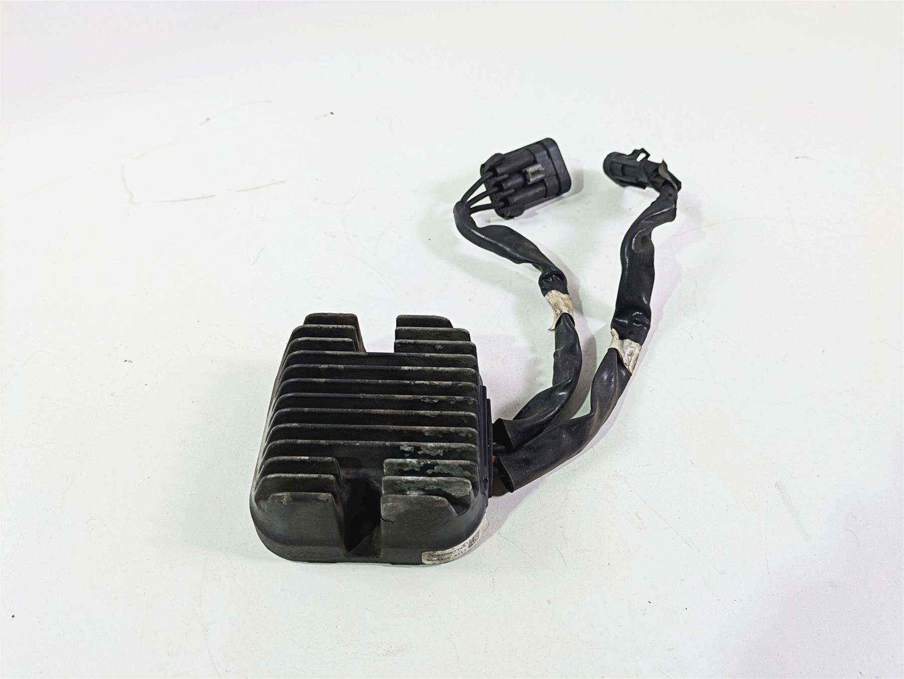 2018 Indian Springfield Dark Horse Rectifier Voltage Regulator 4014300 {{ shop.shopifyCountryName }} - Mototech271