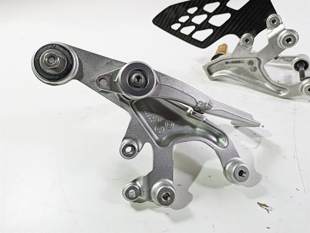 2016 BMW S1000RR K46 Left Right Footpeg Set Shifter Brake Pedal 46717728307 {{ shop.shopifyCountryName }} - Mototech271
