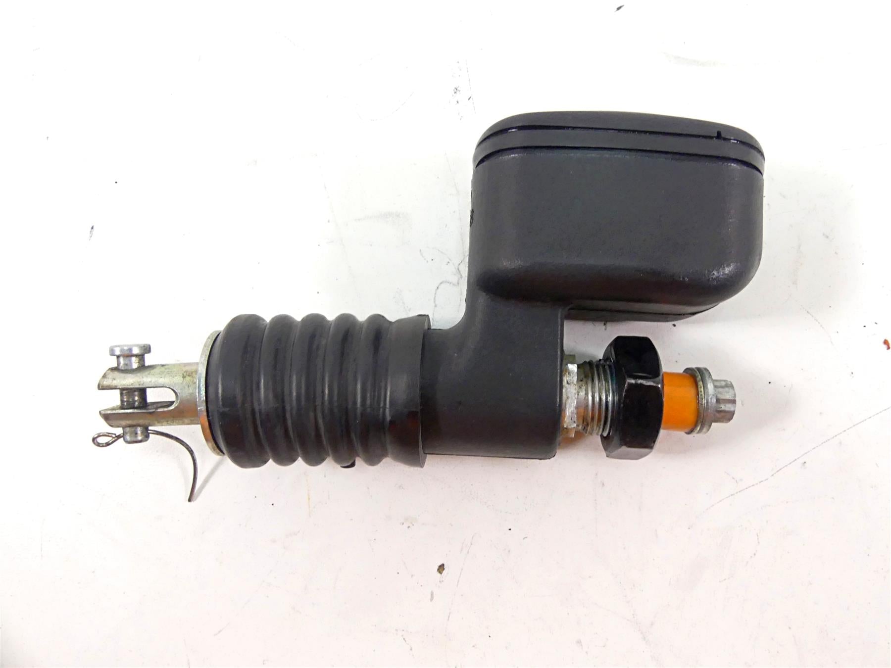 2011 Harley Softail FXS Blackline Rear Brake Master Cylinder - Read 41767-05E | Mototech271