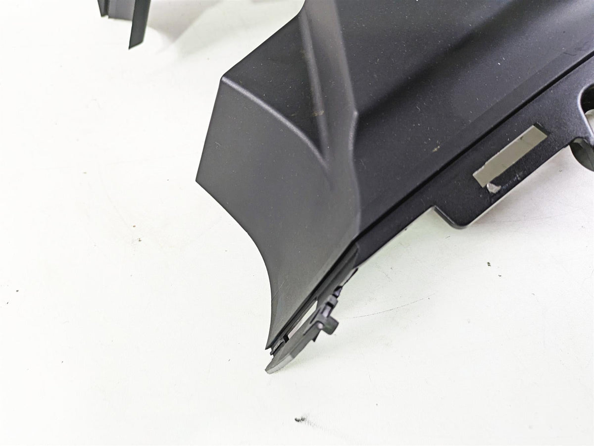 2013 Ducati Hyperstrada 821 Center Tank Fairing Cover 480P5672B {{ shop.shopifyCountryName }} - Mototech271