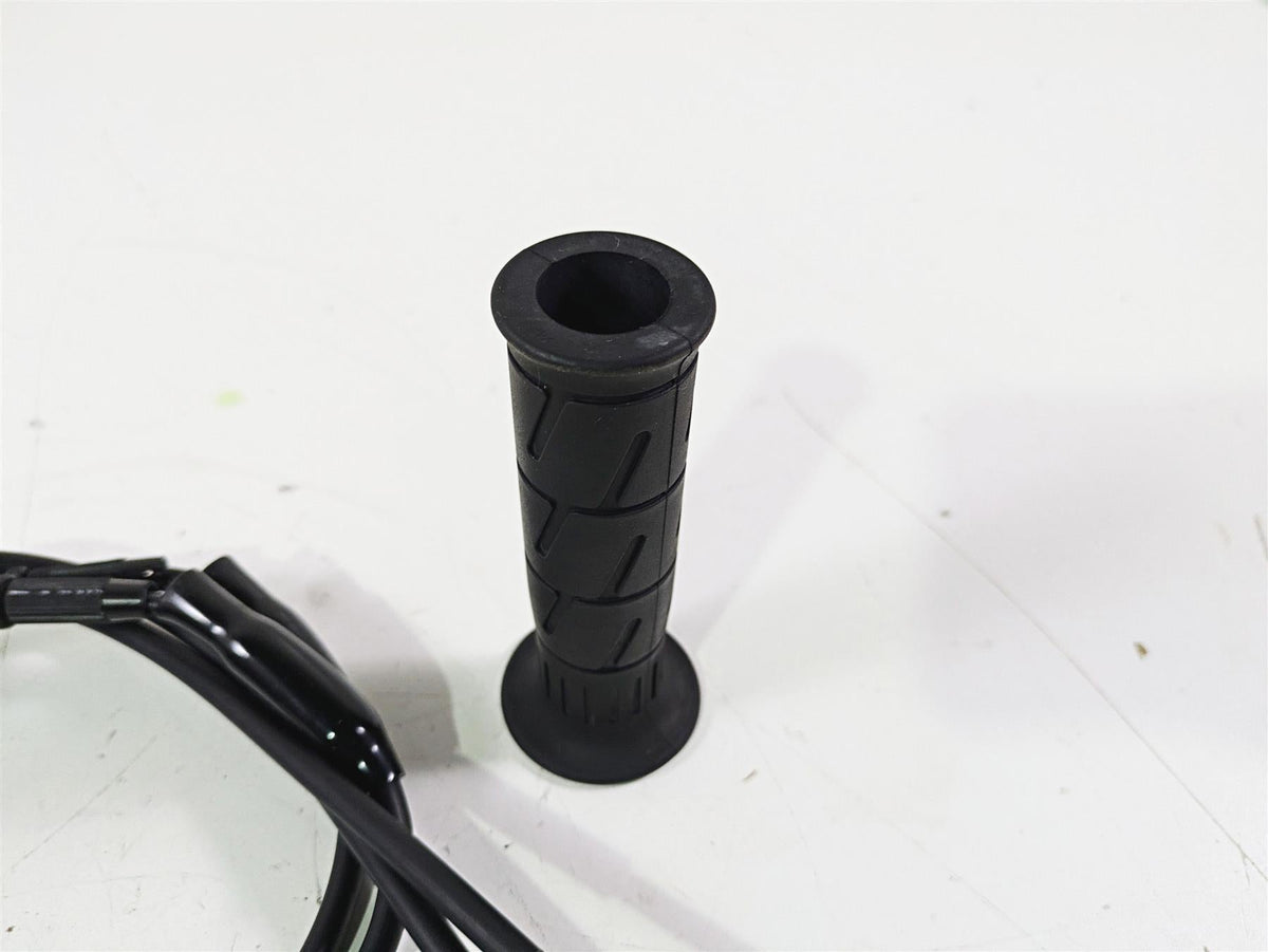 2022 Kawasaki ZR900RS Cafe Throttle Grip & Cable Set 2099-0049 46019-0001 {{ shop.shopifyCountryName }} - Mototech271