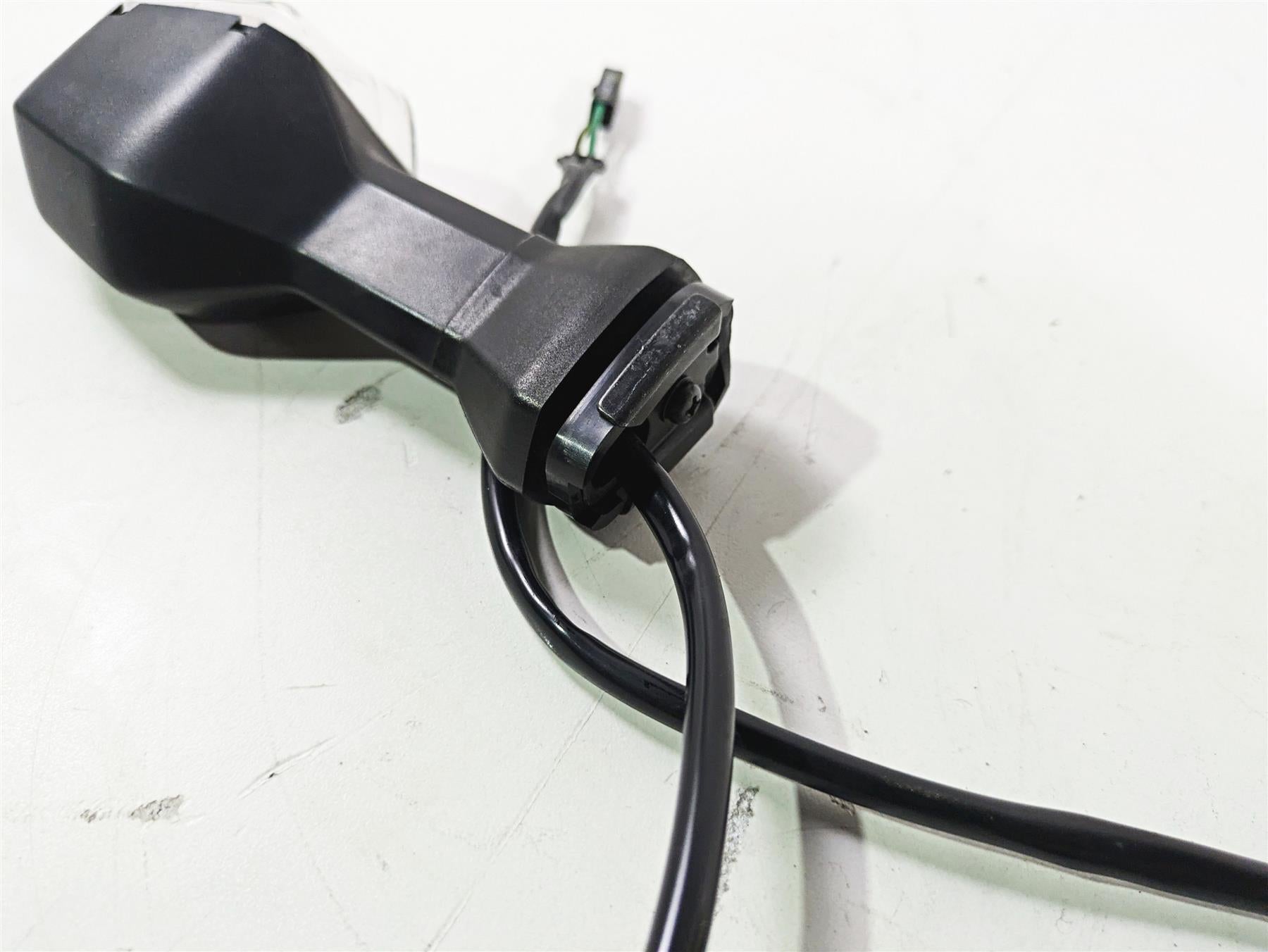 2022 Kawasaki ZR900RS Cafe Rear Blinker Turn Signal Set 23037-0537 23037-0538 {{ shop.shopifyCountryName }} - Mototech271
