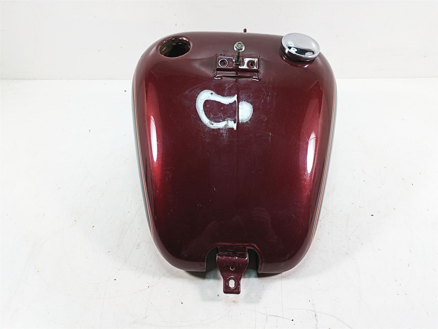 2013 Harley Softail FLSTFB Fat Boy Lo Fuel Gas Petrol Tank - Read 61625-11 {{ shop.shopifyCountryName }} - Mototech271