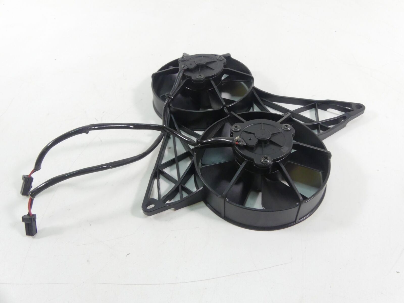 2015 Harley VRSCF Muscle V-Rod Spal Radiator Cooler Fan Set + Mount 26724-04 {{ shop.shopifyCountryName }} - Mototech271