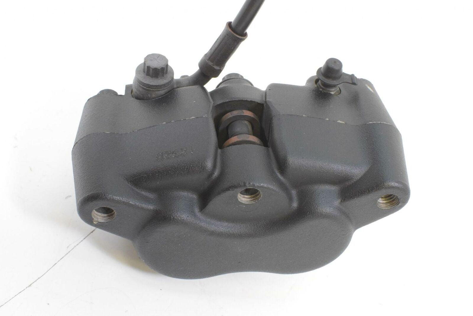 2012 Harley FXDC Dyna Super Glide Front Brake Caliper & Line 41300001 {{ shop.shopifyCountryName }} - Mototech271