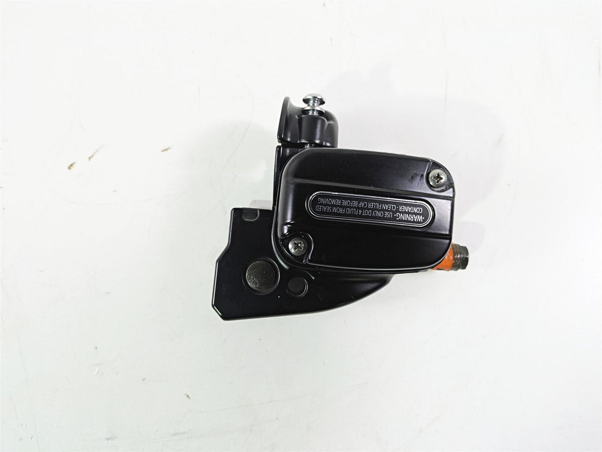 2009 Harley Touring FLHX Street Glide Front Brake Master Cylinder 44551-08F {{ shop.shopifyCountryName }} - Mototech271